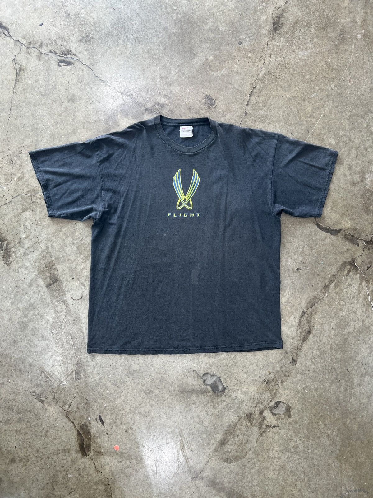 Nike Vintage Nike Air 90s Flight Tee XXL Size US XXL / EU 58 / 5 - 2 Thumbnail