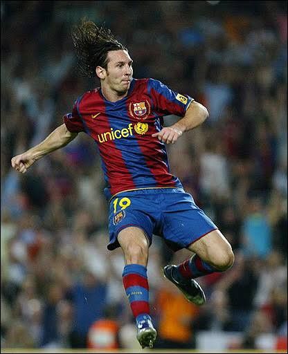 Vintage Barcelona 2007 Lionel Messi home jersey football shirt Size US M / EU 48-50 / 2 - 12 Thumbnail