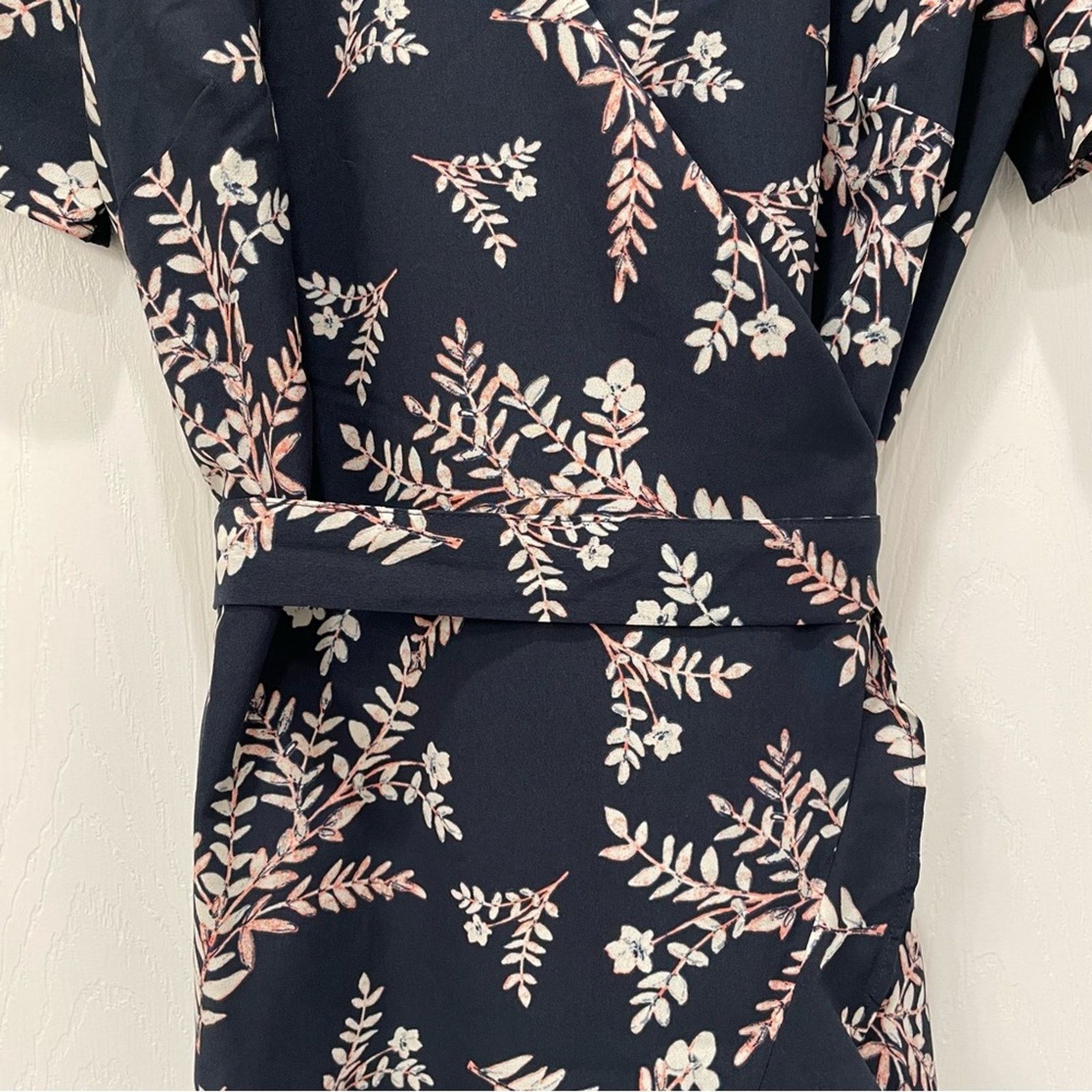 Banana Republic Banana Republic Floral Wrap Dress 2 Size XS / US 0-2 / IT 36-38 - 7 Thumbnail
