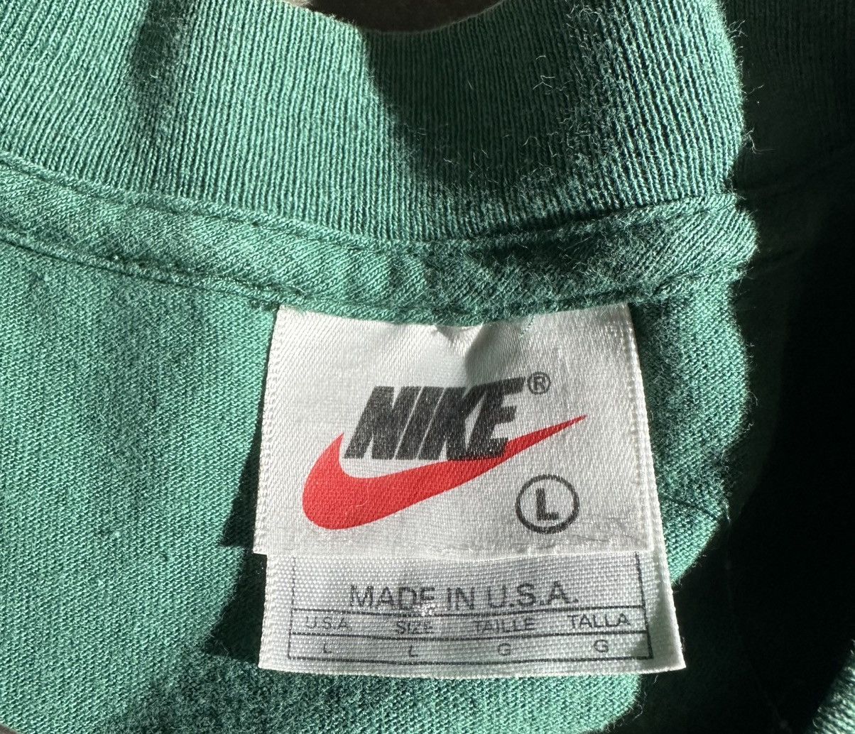 Nike Vintage 90s Nike Swoosh T-Shirt Size US L / EU 52-54 / 3 - 2 Thumbnail