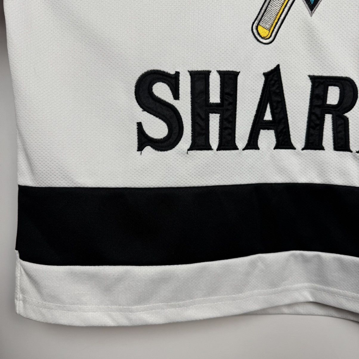 Vintage SAN JOSE SHARKS VINTAGE NHL JERSEY HOCKEY SHIRT TWINS Size US XL / EU 56 / 4 - 5 Thumbnail