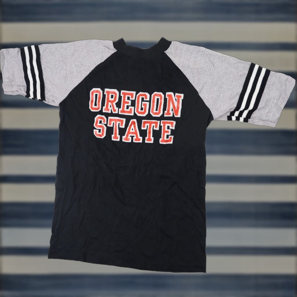 Vintage VINTAGE Oregon State College Mens T Shirt Black Small Graphic Spellout Shirt Mens Black Boys Girls Womens Mens Size US S / EU 44-46 / 1 - 1 Thumbnail
