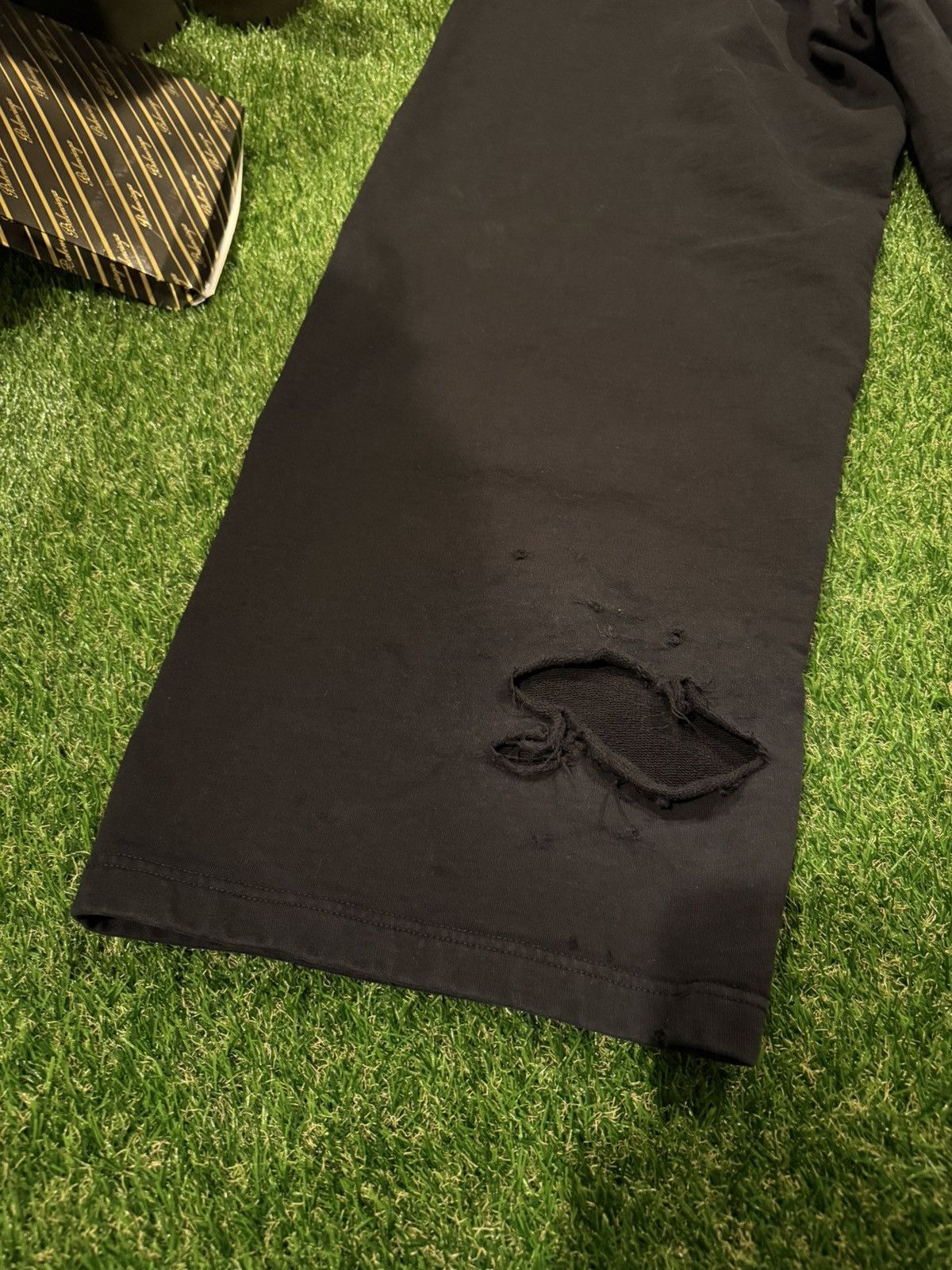 Balenciaga Balenciaga Size Sticker Sweatpants Size US 30 / EU 46 - 7 Thumbnail