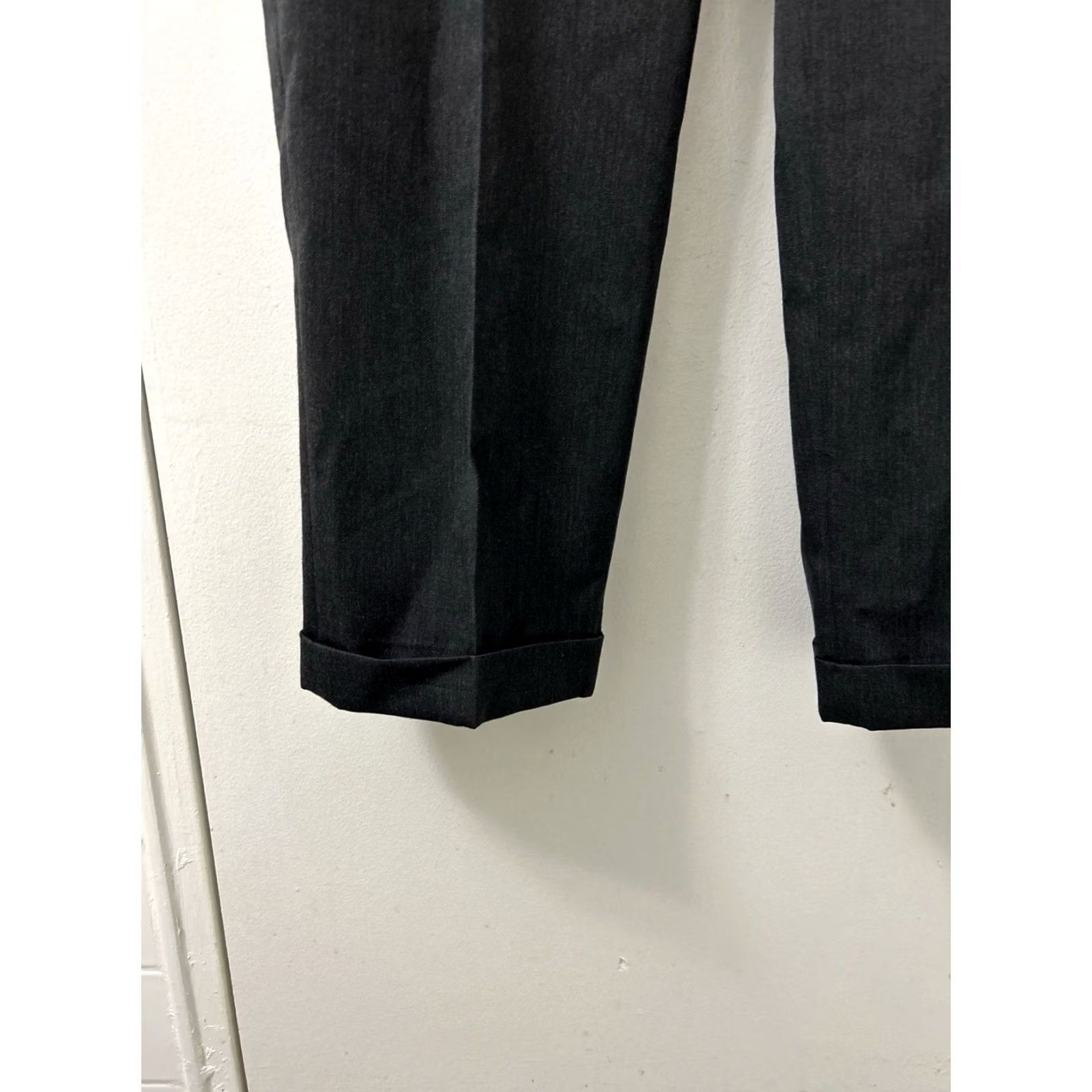 Brooks Brothers Brooks Brothers Pants Mens 35x31 Gray Wool Pleated Cuffed Straight Leg Dress Pants Size US 35 - 5 Thumbnail