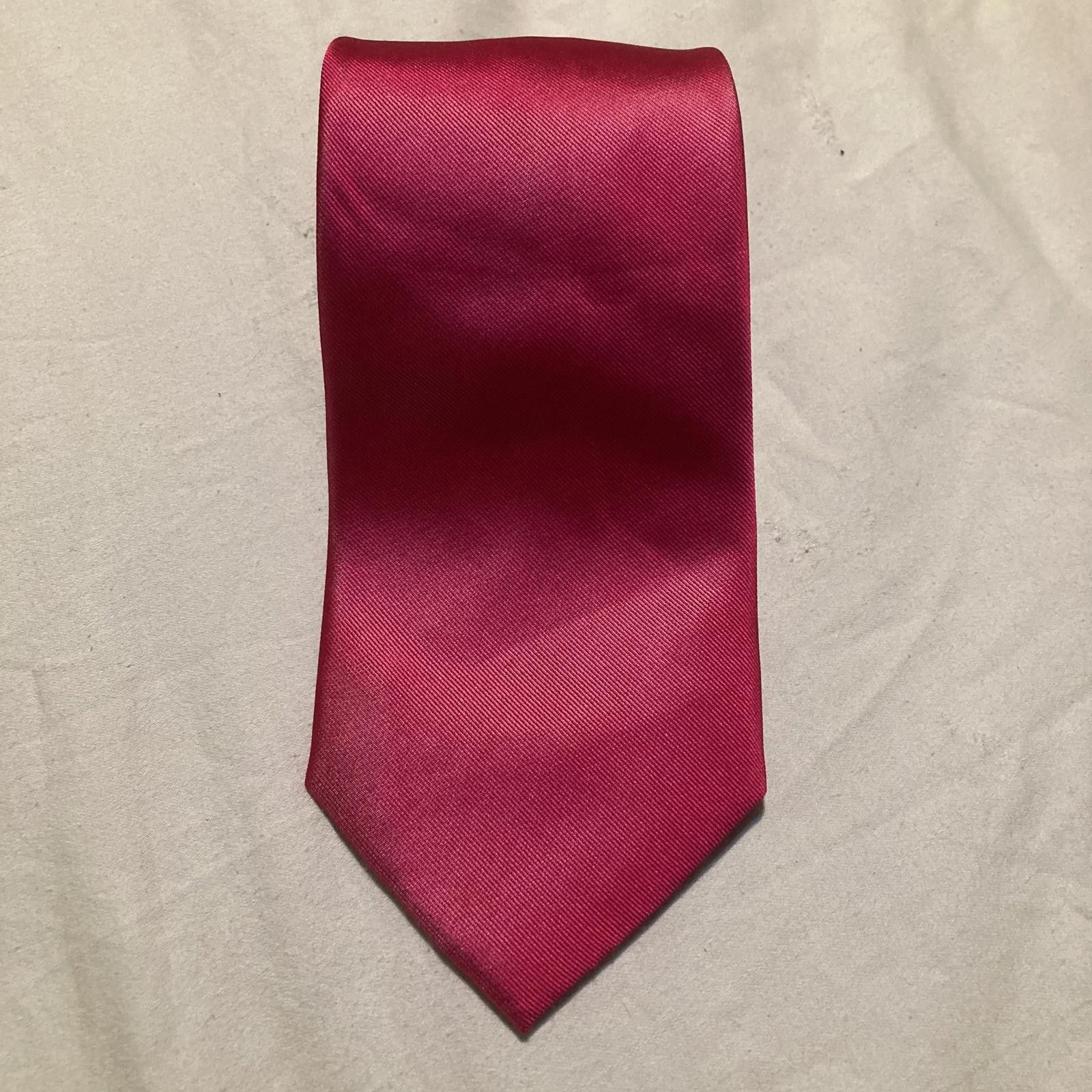 Tommy Hilfiger NWOT Tommy Hilfiger Solid Magenta 100% Silk Tie Size ONE SIZE - 1 Thumbnail