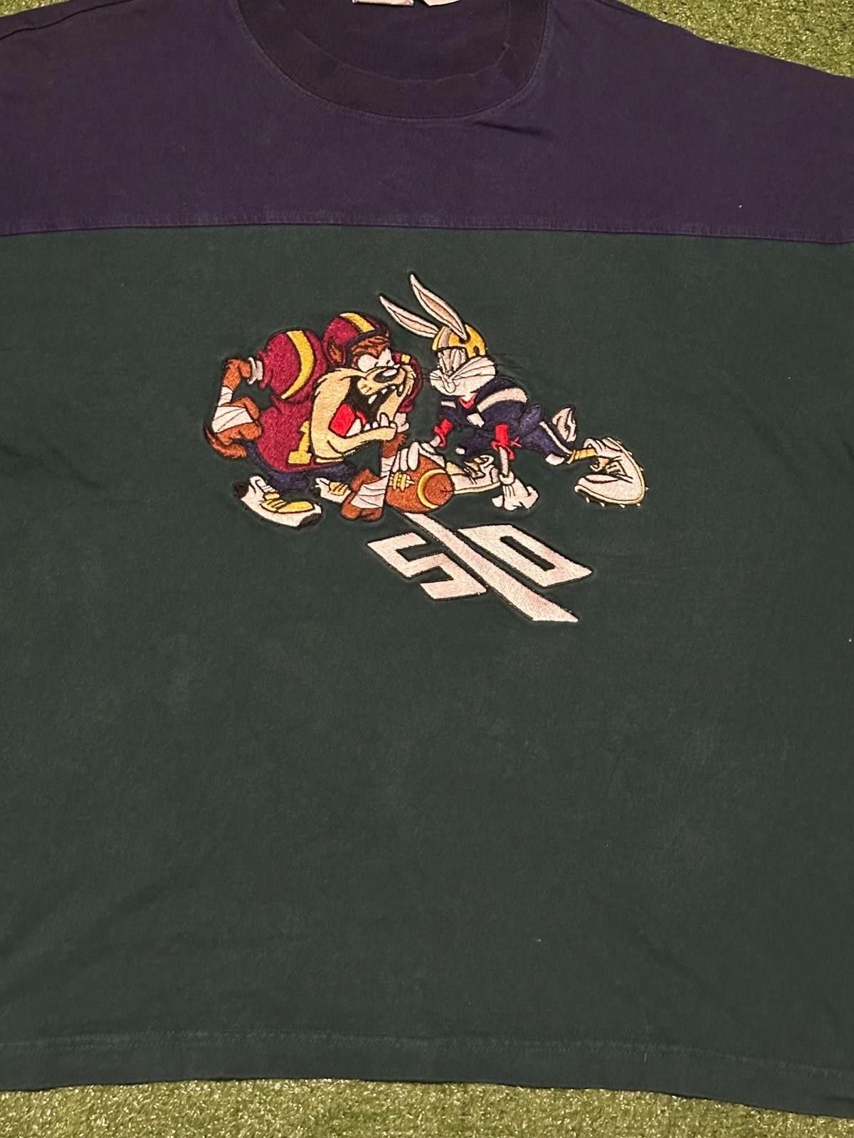Unknown London Vintage Looney Tunes Taz and Bugs Bunny Graphic T-Shirt Size ONE SIZE - 3 Thumbnail