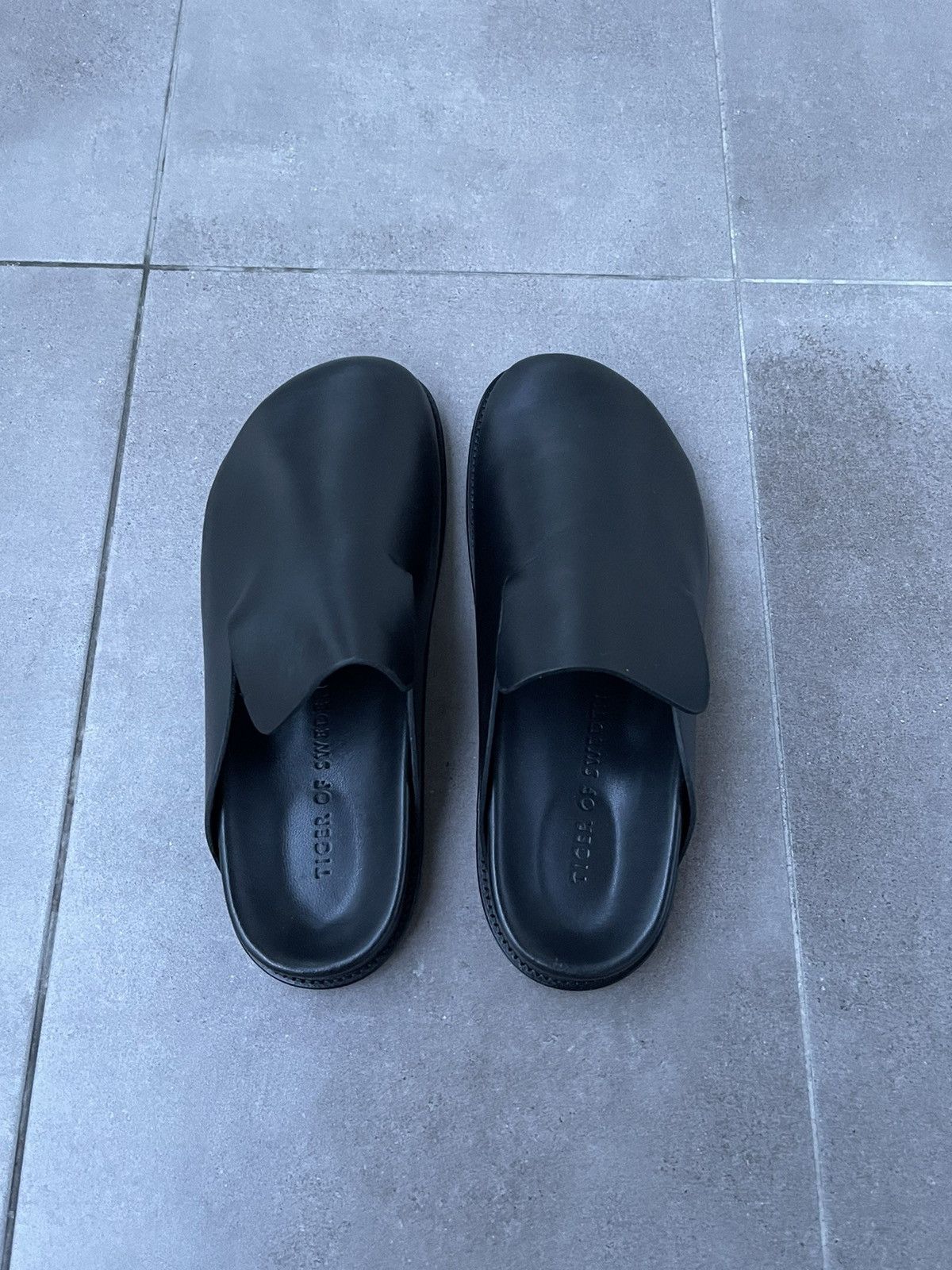 Tiger of Sweden !DS! SS23 Tiger Of Sweden Bori Black Mules Size US 8 / EU 41 - 12 Thumbnail