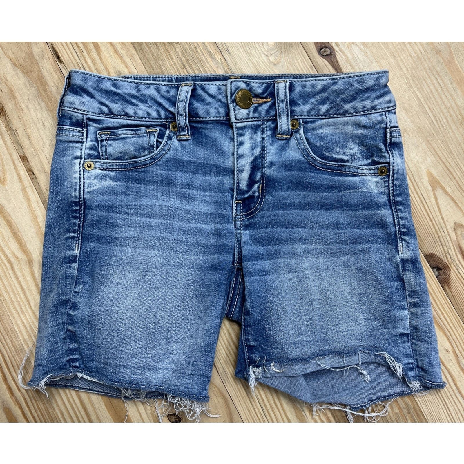 American Eagle Outfitters American Eagle Midi Stretch Women's Jean Short Sz 0 Size 25" / US 0 / IT 36 - 1 Thumbnail