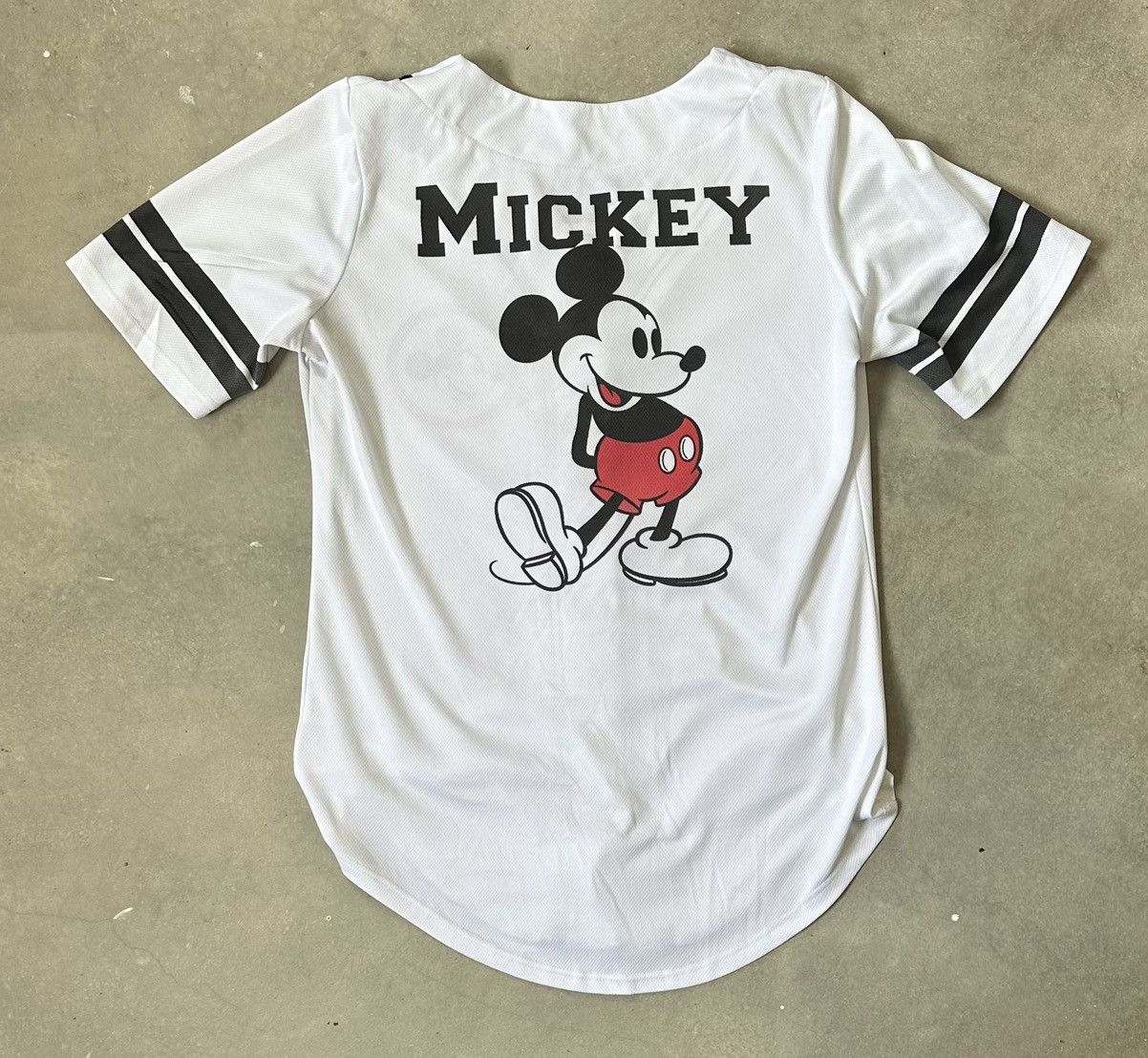 Disney VINTAGE MICKEY MOUSE BASEBALL JERSEY Size US M / EU 48-50 / 2 - 7 Thumbnail