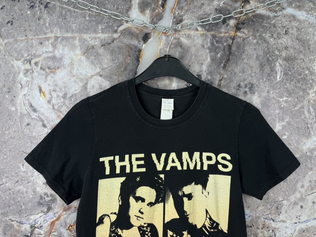 Vintage The Vamps Night & Day Tour Vintage Concert Graphic T-Shirt Size US S / EU 44-46 / 1 - 2 Thumbnail