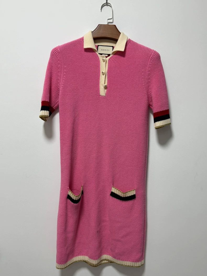 Gucci Gucci Simple Pink Dress with Short Sleeves - dmc Size 26" / US 2 / IT 38 - 1 Thumbnail
