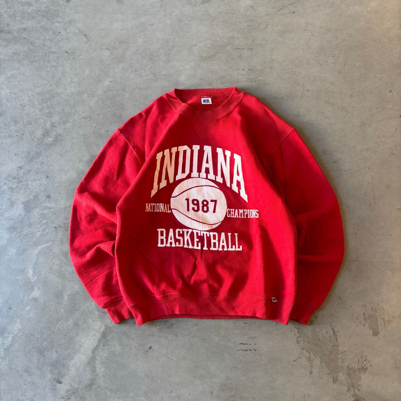 Russell Athletic vintage 90s russell athletic indiana basketball crewneck Size US M / EU 48-50 / 2 - 1 Thumbnail