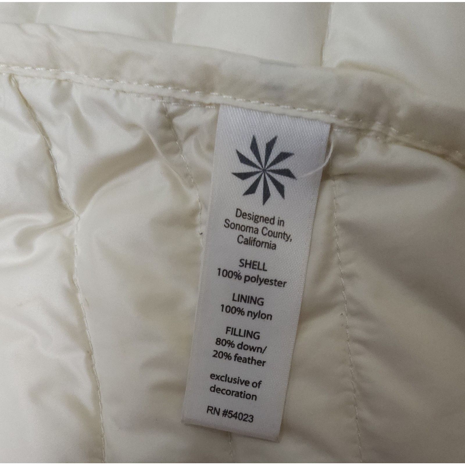 Athleta ATHLETA Asymmetrical So Down Puffer Jacket with Pockets Size XS / US 0-2 / IT 36-38 - 9 Thumbnail