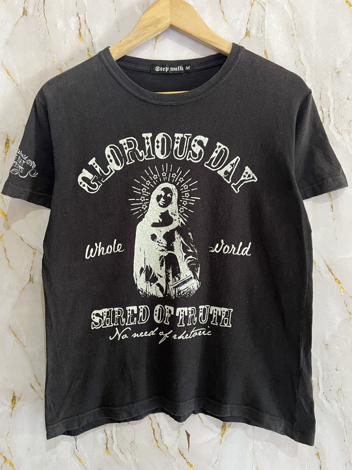 Japanese Brand Glorious Day Graphic Tee / Step Walks T-Shirt Size US M / EU 48-50 / 2 - 1 Thumbnail