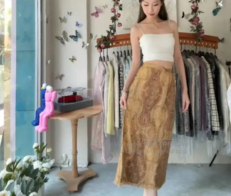 Burberry Burberry Khaki Cotton Blend Midi Skirt. Size 28" / US 6 / IT 42 - 8 Thumbnail