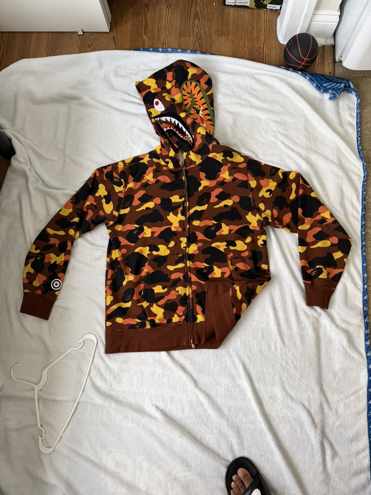 Bape BAPE HOODIE- FULL SHARK ZIP Size US XXL / EU 58 / 5 - 1 Thumbnail