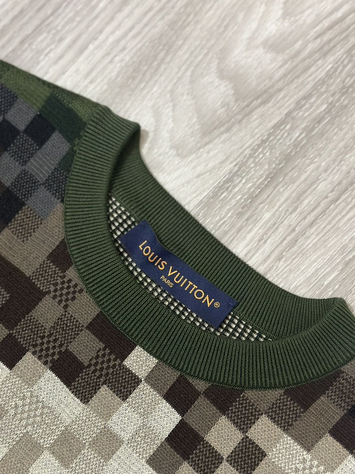 Louis Vuitton SS24 Louis Vuitton by Pharell Pixelated Sweatshirt Size US M / EU 48-50 / 2 - 6 Thumbnail