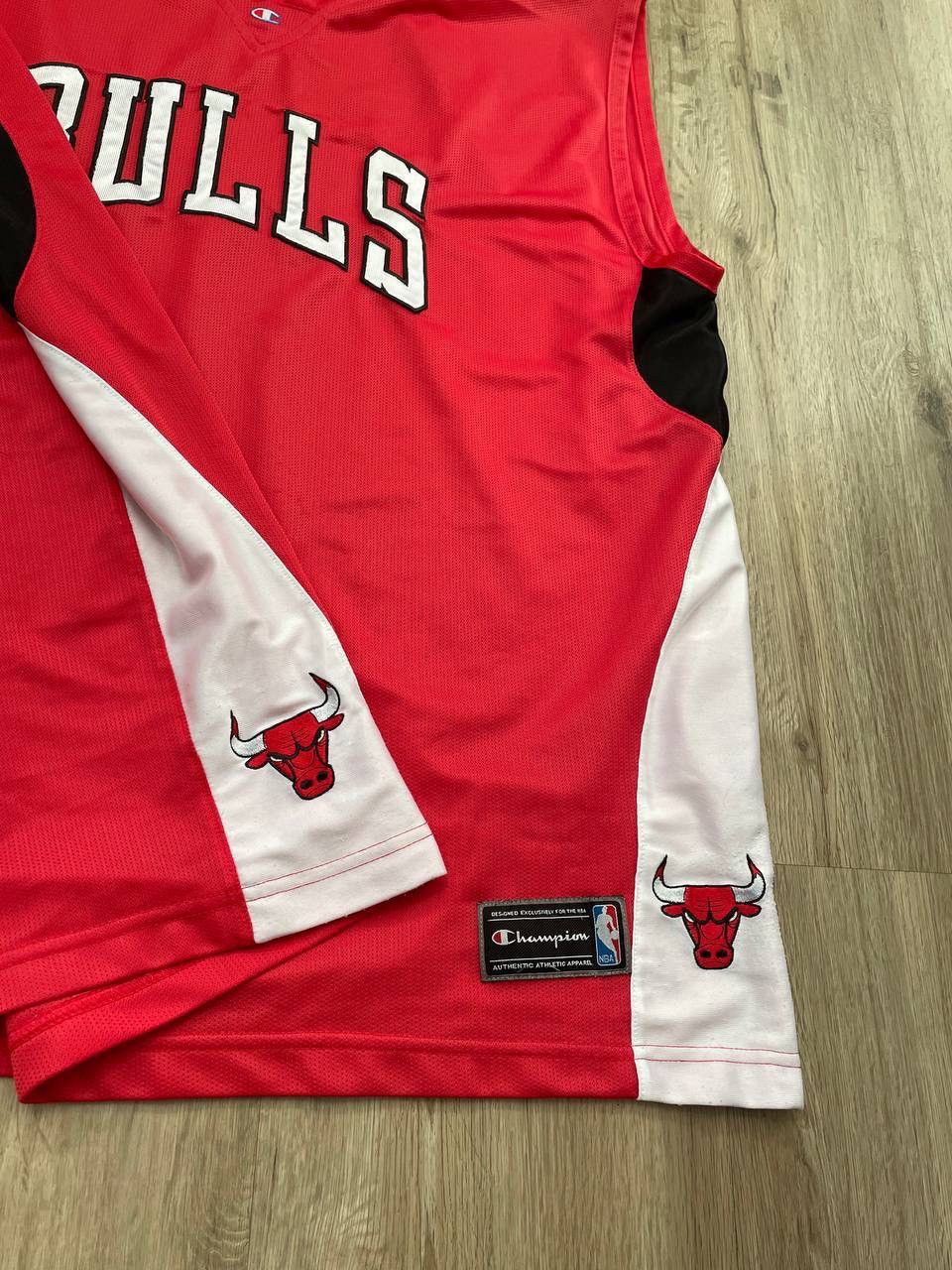 Champion Vintage Champion Chicago Bulls Jersey Size US XXL / EU 58 / 5 - 2 Thumbnail