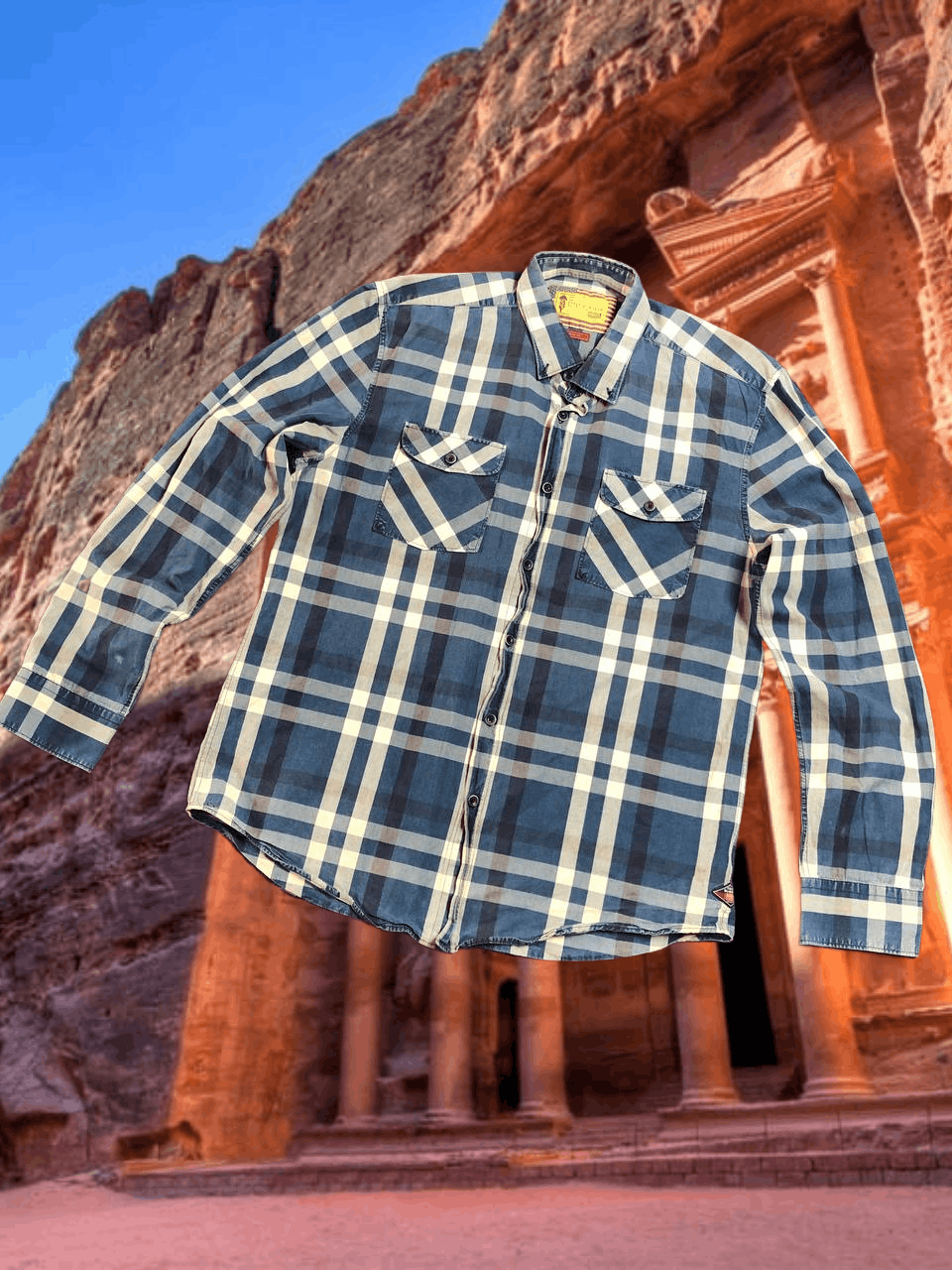 Barbour Vintage Y2K Barbour print shirt luxury slim fit streetwear Size US L / EU 52-54 / 3 - 1 Thumbnail