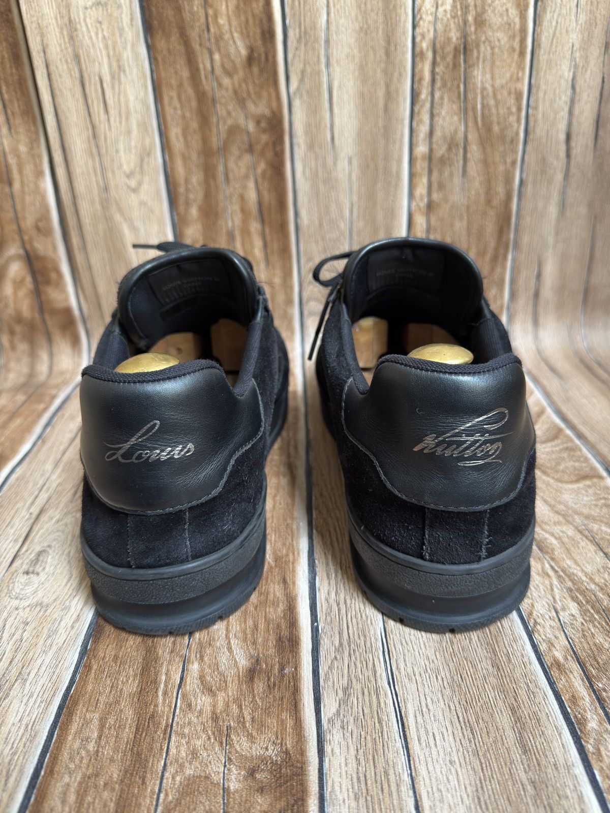Louis Vuitton Suede lv trainers Size US 10 / EU 43 - 14 Thumbnail