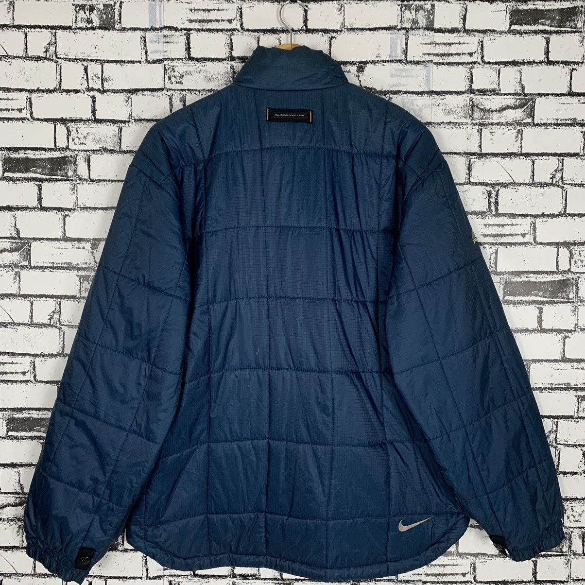 Nike ACG Vintage Nike ACG Down Jacket Size US L / EU 52-54 / 3 - 6 Thumbnail