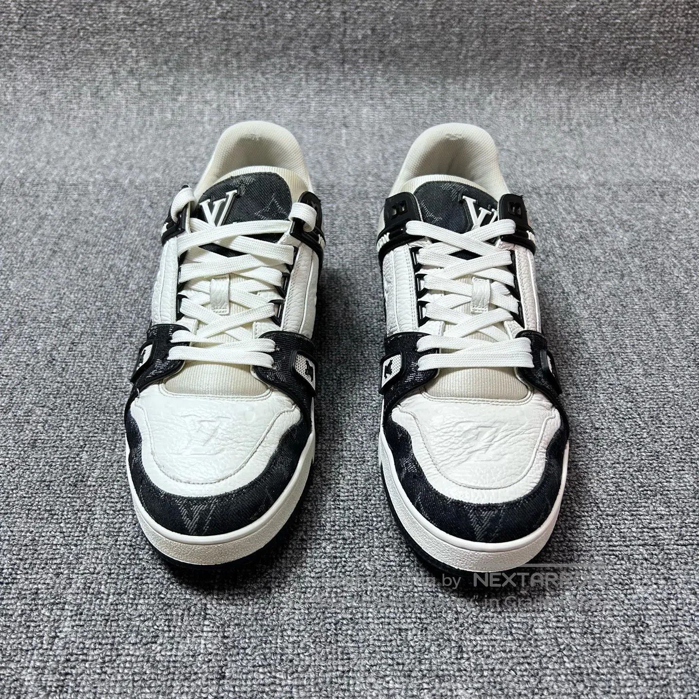 Louis Vuitton Louis Vuitton Black and white denim panda casual slip-on s Size US 9 / EU 42 - 4 Thumbnail