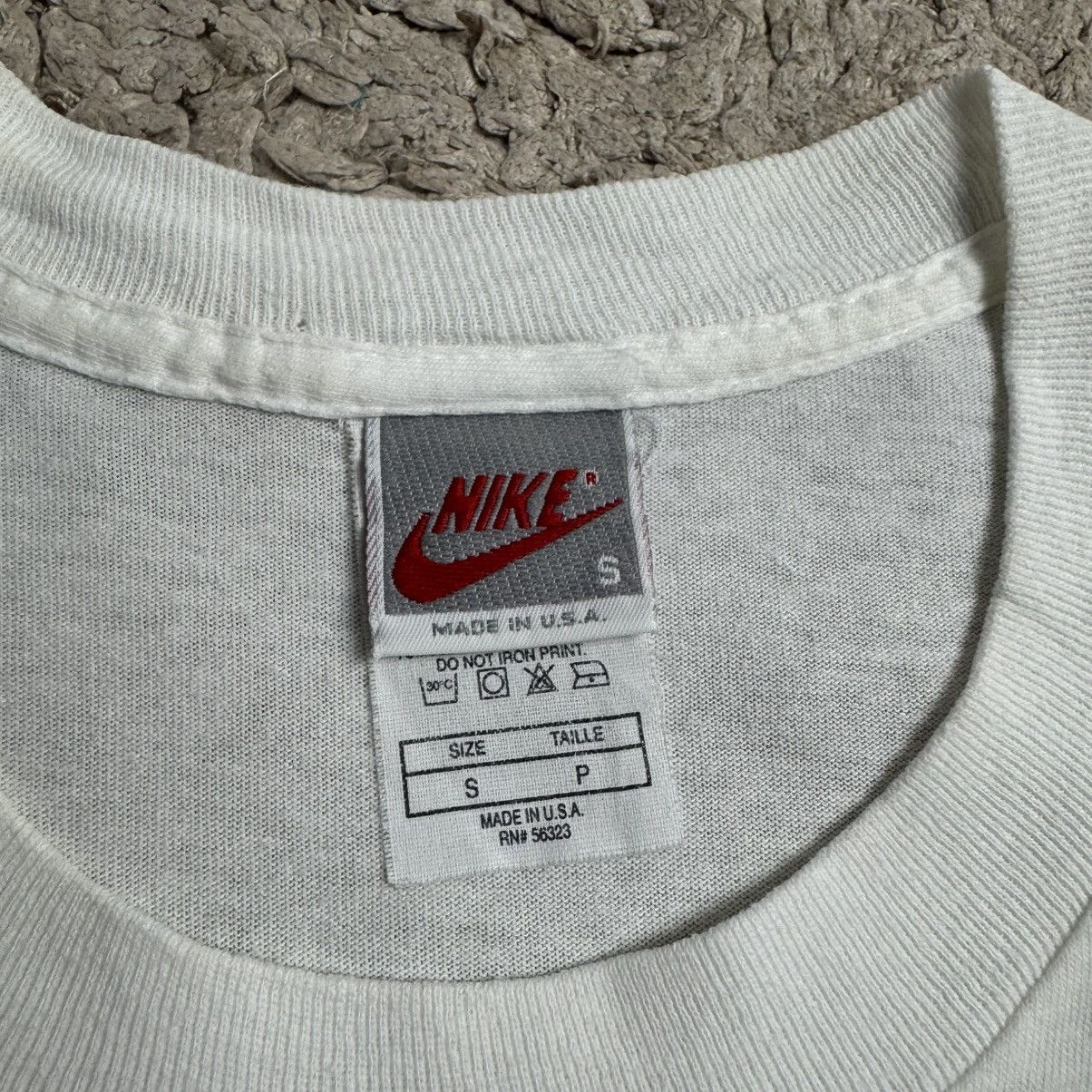 Nike Vintage 1992 Nike Godzilla vs. Charles Barkley T-shirt Size US S / EU 44-46 / 1 - 18 Thumbnail