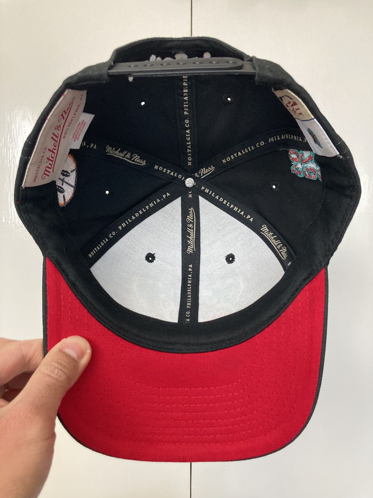 Mitchell & Ness × NBA × Vintage VANCOUVER GRIZZLIES MITCHELL NESS SNAPBACK HAT NBA CITY LOVE Size ONE SIZE - 12 Thumbnail