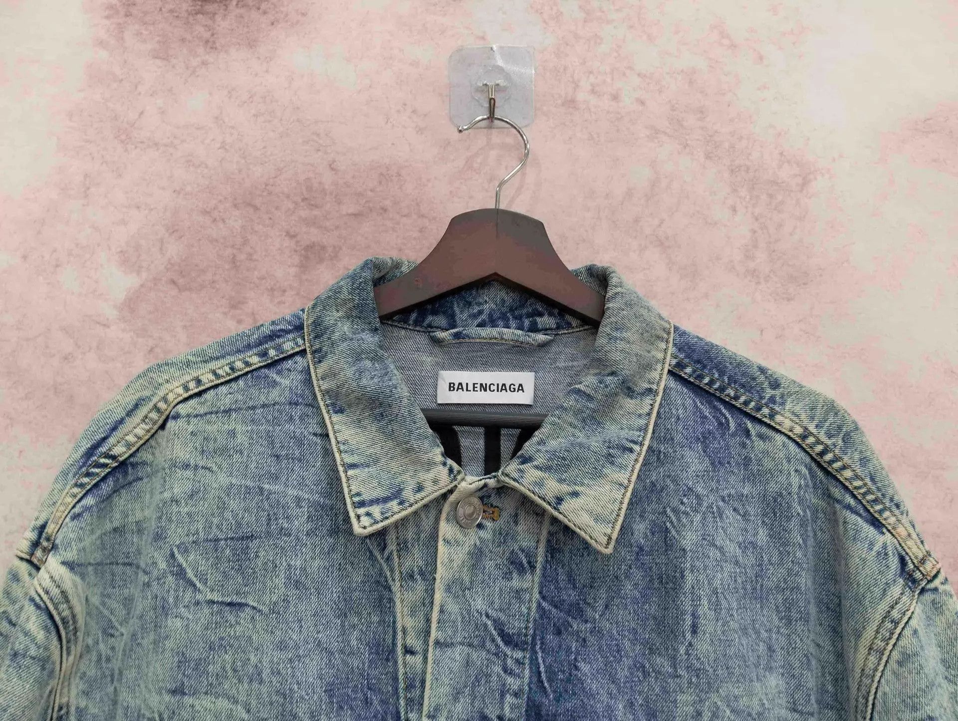 Balenciaga Balenciaga Distressed Denim Jacket 36 95 New Size XS / US 0-2 / IT 36-38 - 6 Thumbnail