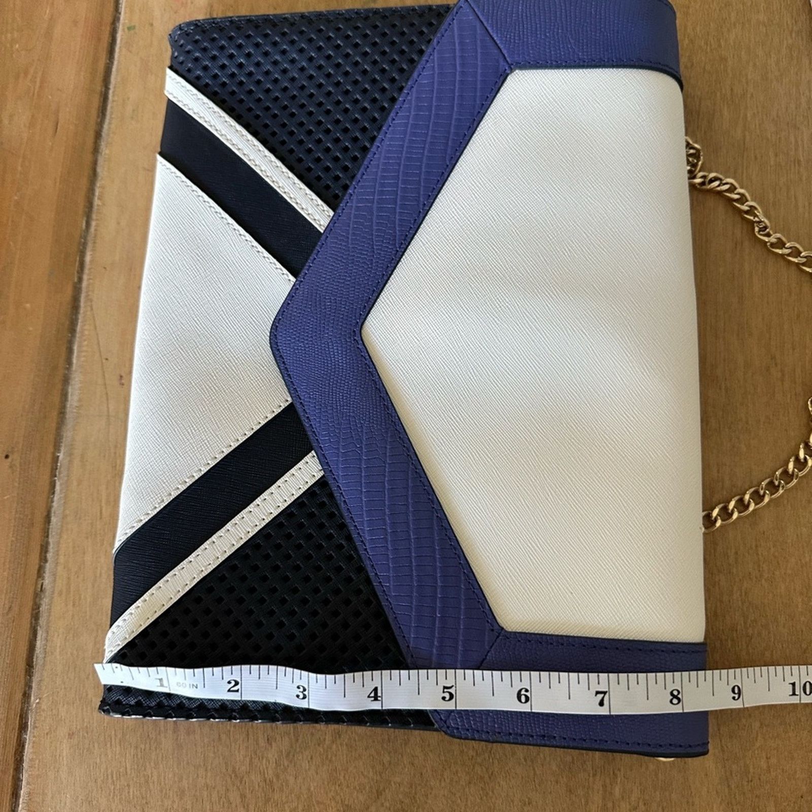 Juicy Couture LIKE NEW! Leather Juicy Couture Envelope Clutch Size ONE SIZE - 10 Thumbnail