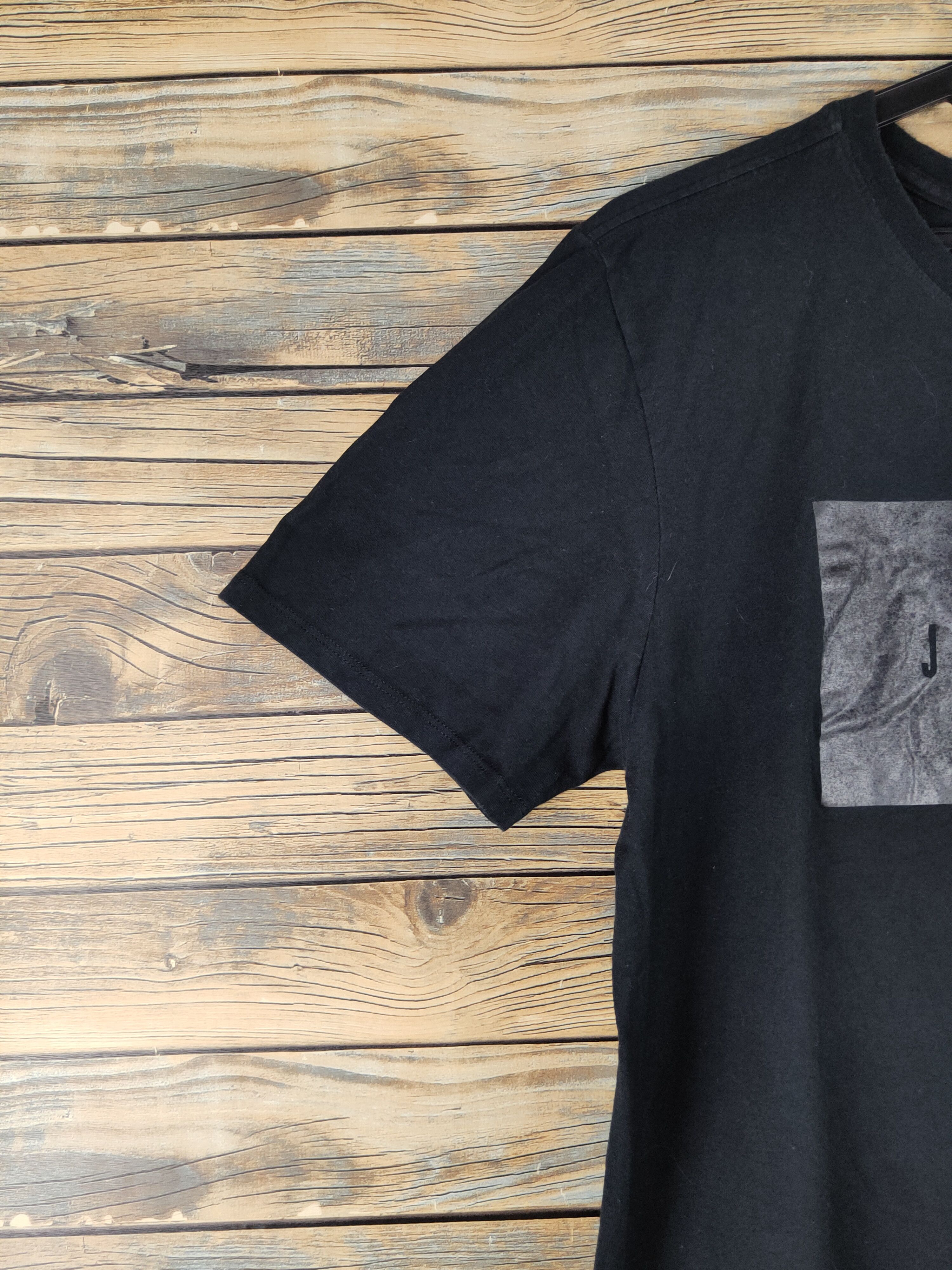 Japanese Brand DL Air Jordan Black Short Sleeve T-shirt #1171 Size US L / EU 52-54 / 3 - 5 Thumbnail