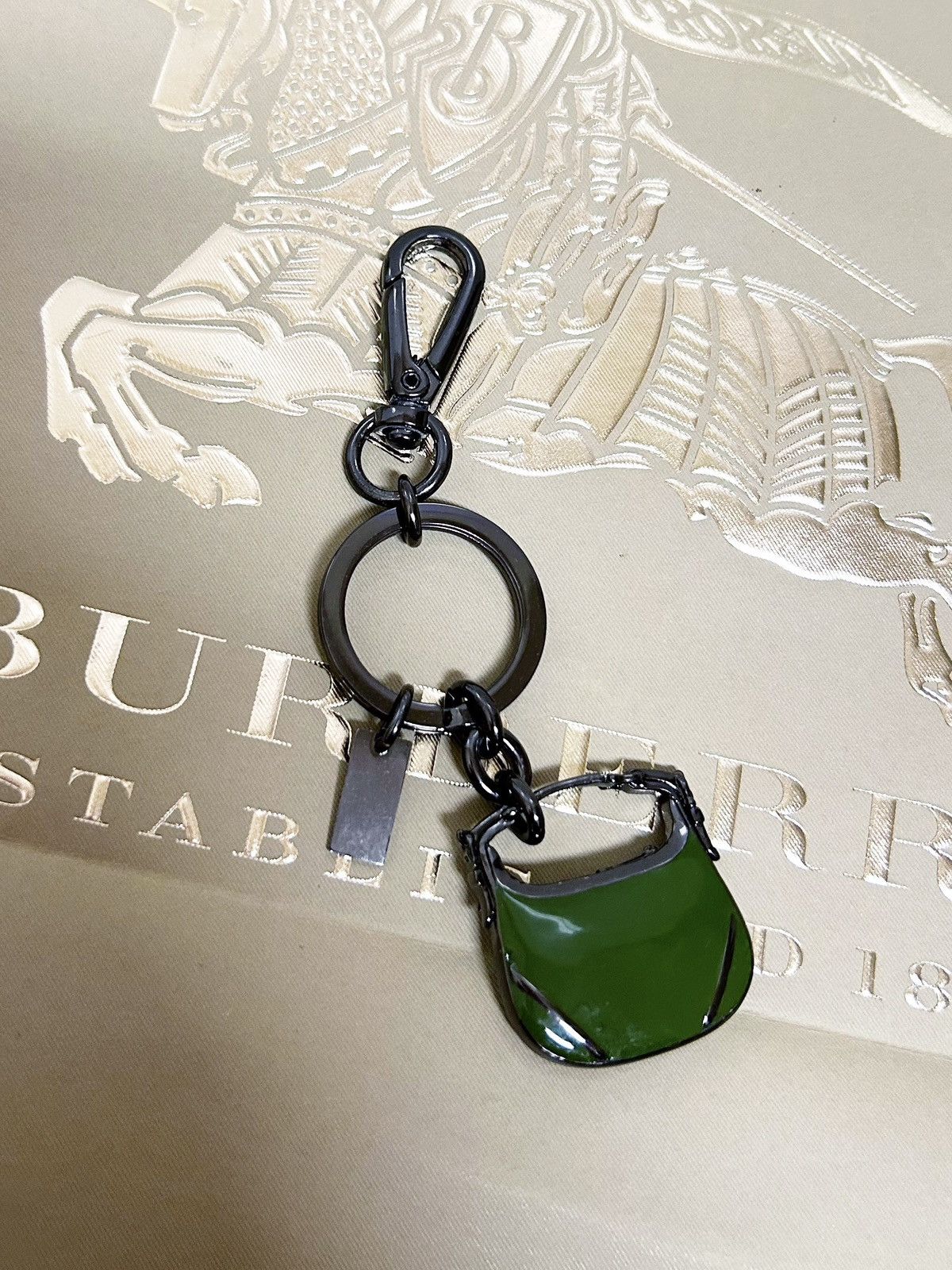 Burberry Authentic Burberry New Metal Green Mini Bag Charm / Keychain Size ONE SIZE - 8 Thumbnail