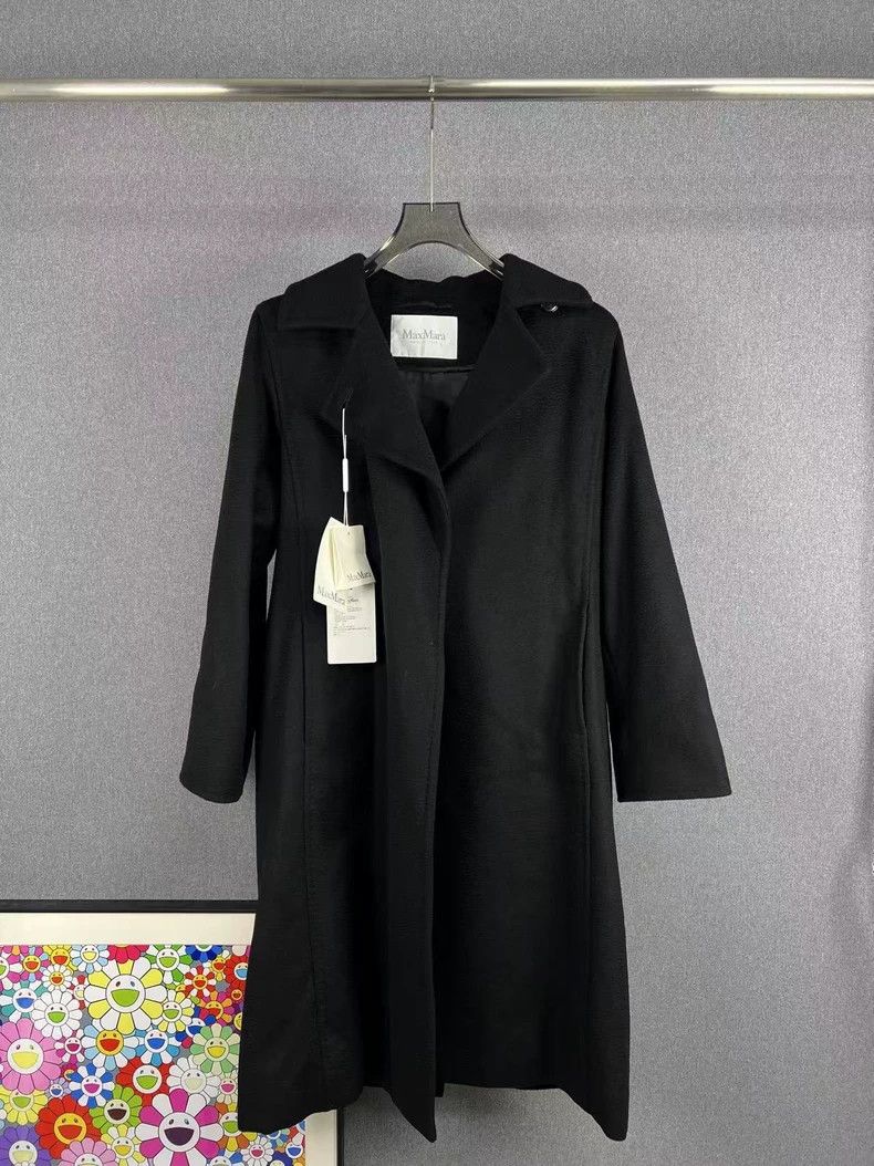 Max Mara Max Mara Black MANUELA coat coat Size M / US 6-8 / IT 42-44 - 1 Thumbnail
