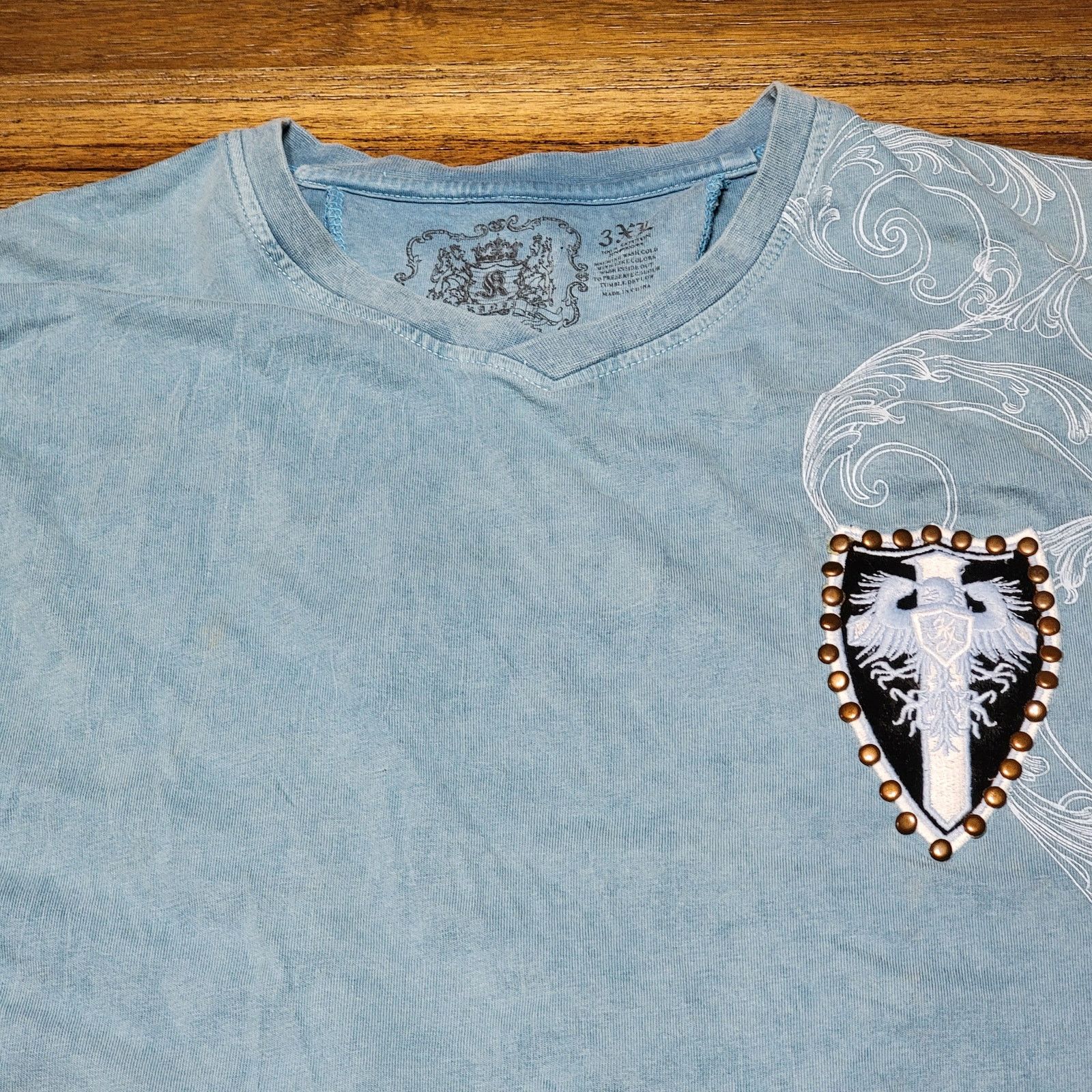 Other Light Blue Unisex Tee w/ Bling & Gold Crest - Size 3XL* Size US XXL / EU 58 / 5 - 2 Thumbnail