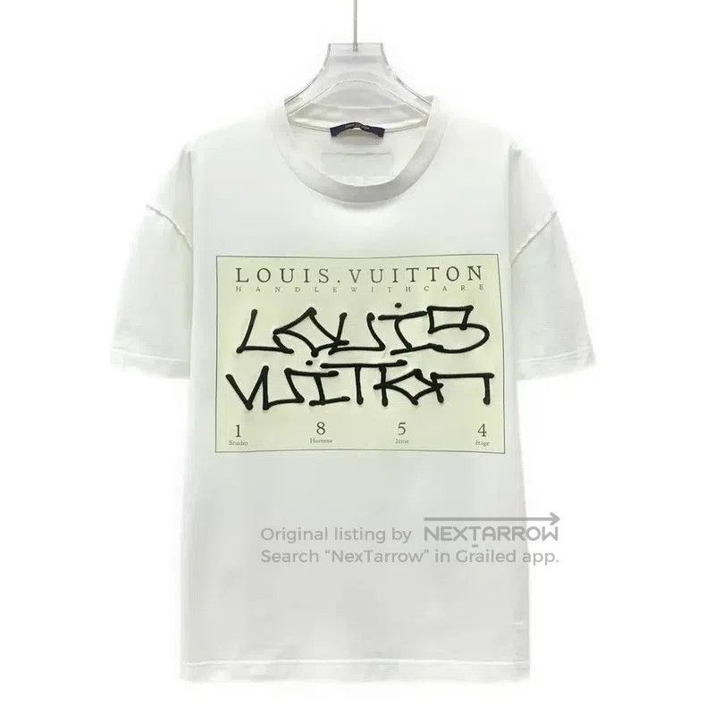 Louis Vuitton Louis Vuitton White Graphic Cotton T. Size M / US 6-8 / IT 42-44 - 1 Thumbnail