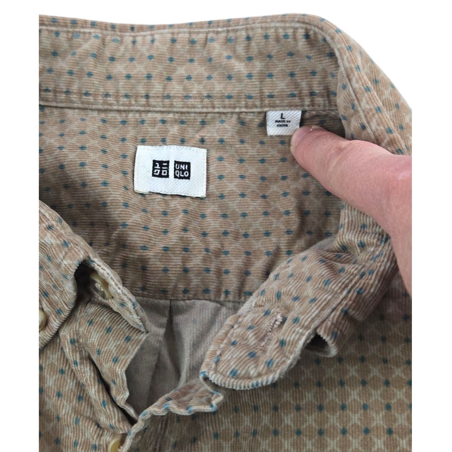 Uniqlo Uniqlo | Corduroy Patterned Button Down Shirt | Large Size US L / EU 52-54 / 3 - 3 Thumbnail