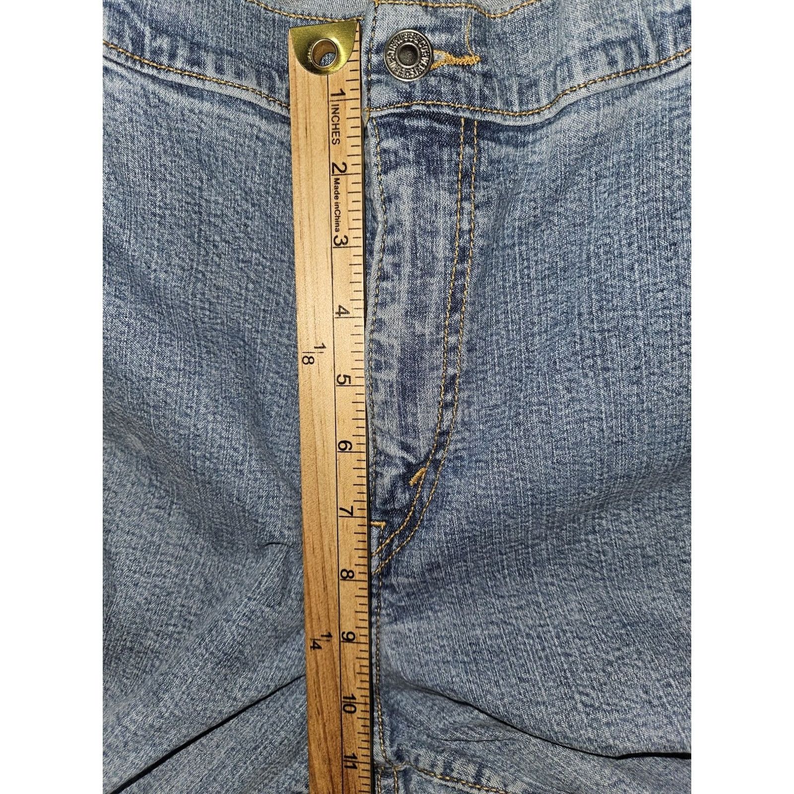 Levi's VINTAGE Levi's Jeans Bootcut Womens 18 Light Blue 5-Pocket Denim Stretch Relaxed Classic Relaxed Boot Cut Jeans Womens 18 Blue Bootcut Size 40" / US 18 - 5 Thumbnail
