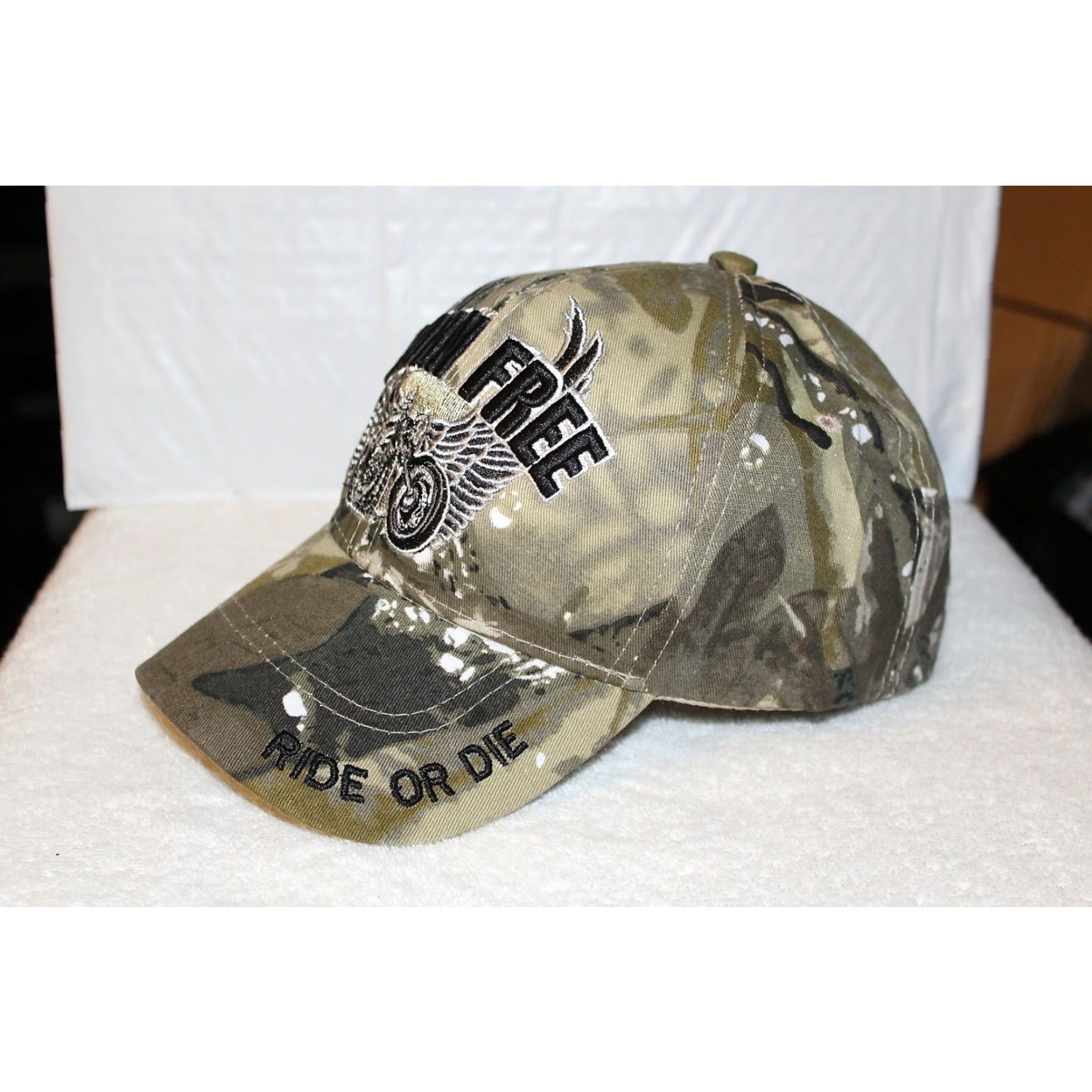 Vintage ACE MOTORCYCLE WINGS BORN FREE RIDE OR DIE BASEBALL CAP Adjustable Camouflage Mens Size ONE SIZE - 2 Thumbnail