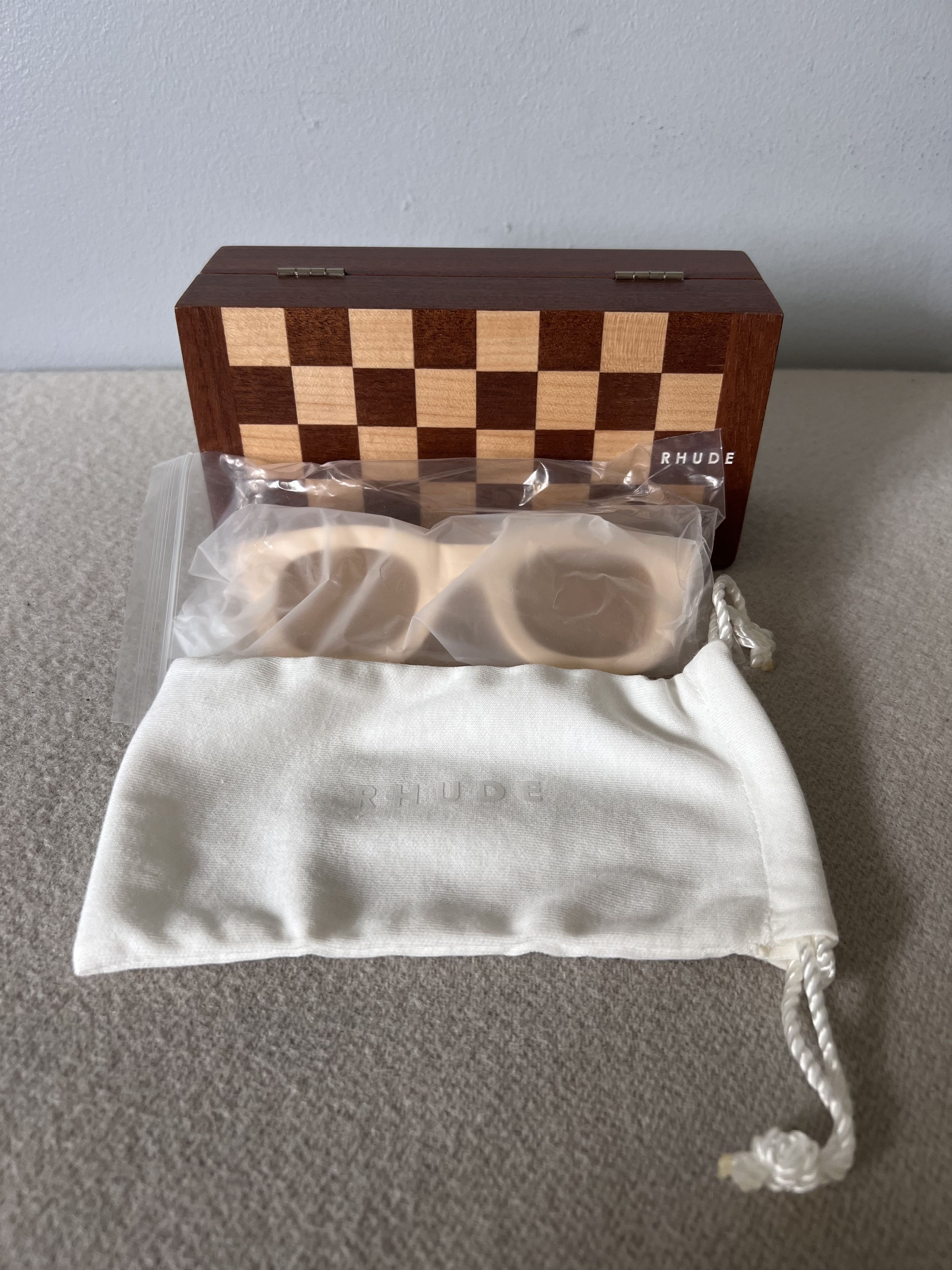 Rhude Rhude New Rhodeo Sunglasses in White with Yellow Lens Size ONE SIZE - 8 Thumbnail