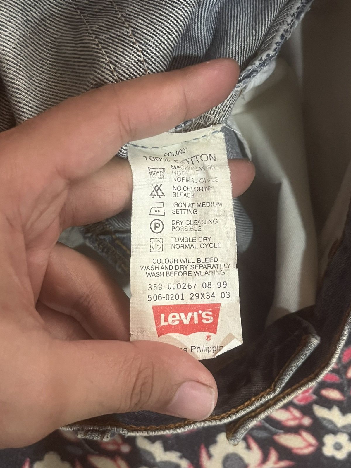 Levi's Y2K Levi’s 506 Blue Faded Washed Frayed Leg Straight Jeans Size US 29 - 19 Thumbnail