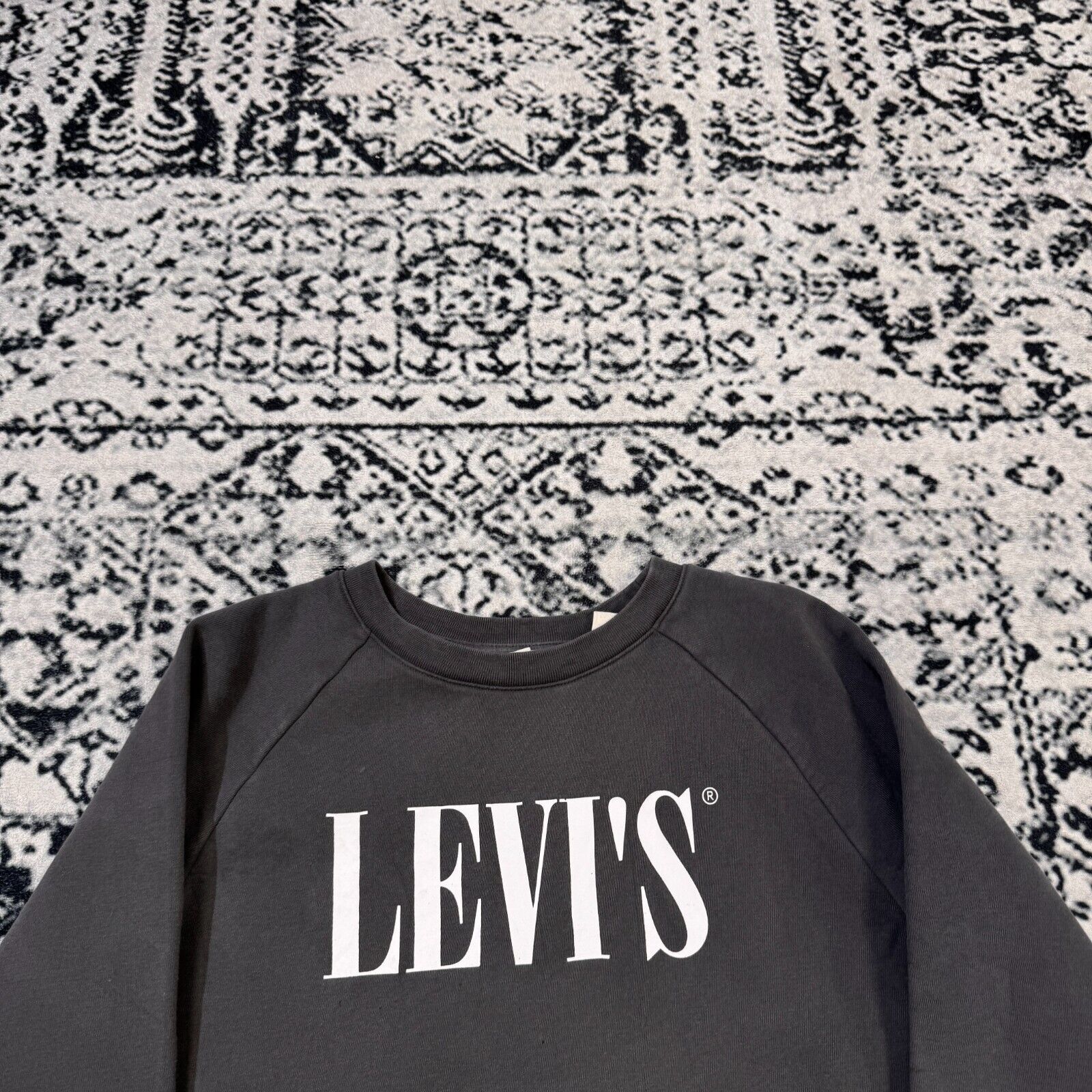 Levi's × Vintage Vintage Levi’s Gray Cotton Crewneck Size L Y2K 90s Casual Size US L / EU 52-54 / 3 - 4 Thumbnail