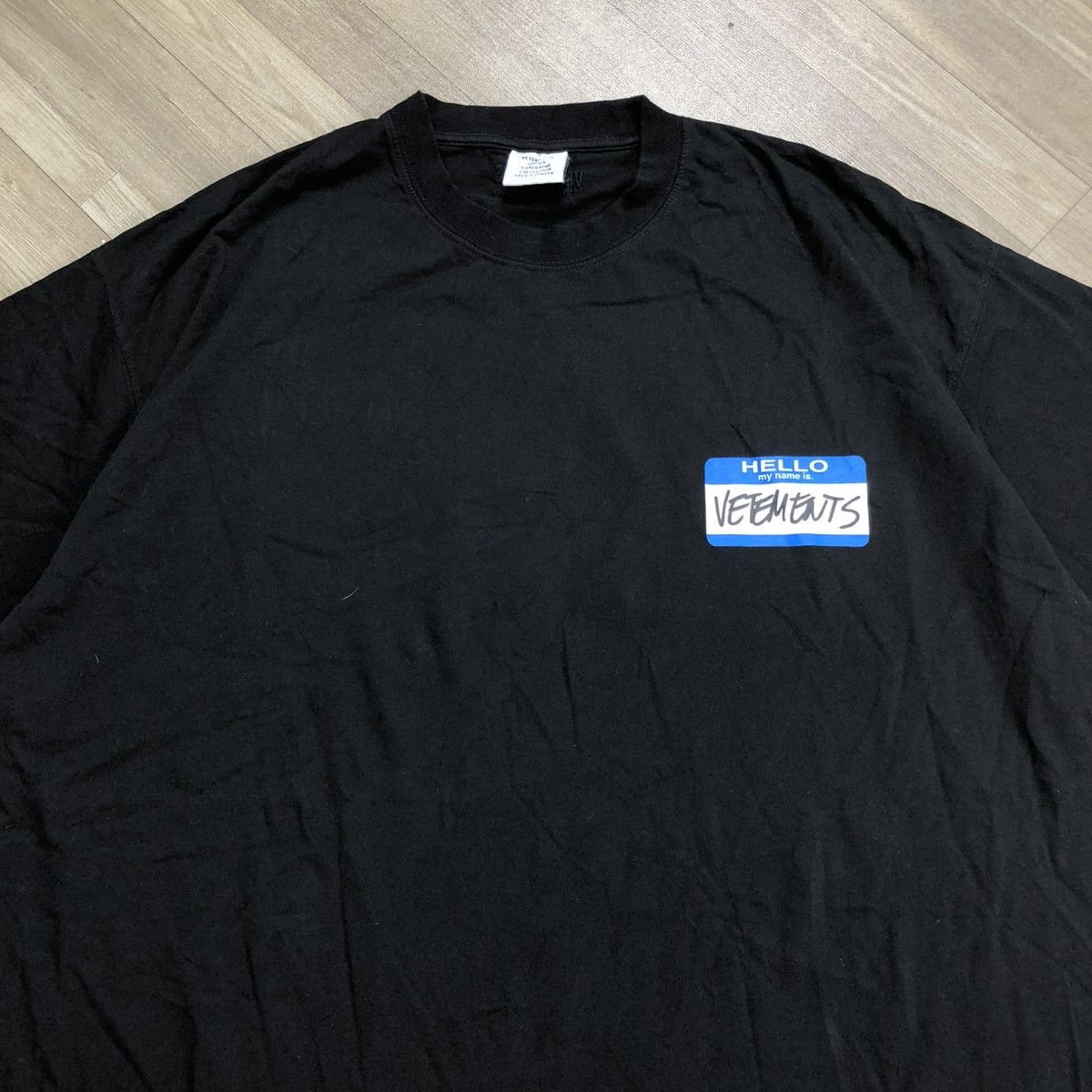 Vetements Vetements Hello My Name Is Vetements Oversize Hypebeast Tee Size US XXL / EU 58 / 5 - 10 Thumbnail