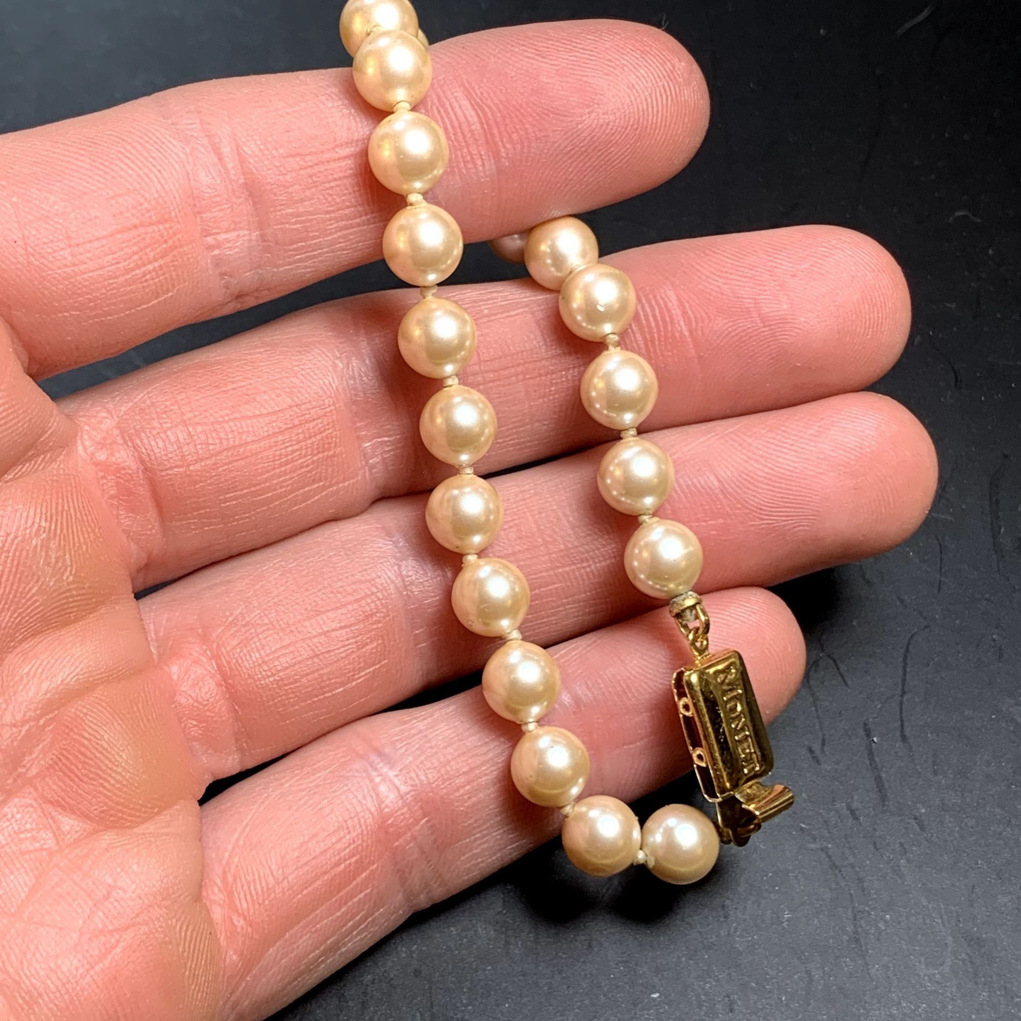 Other VTG Monet Faux Pearl 6.75mm Width Box Catch Bracelet Size 8' Size ONE SIZE - 5 Thumbnail