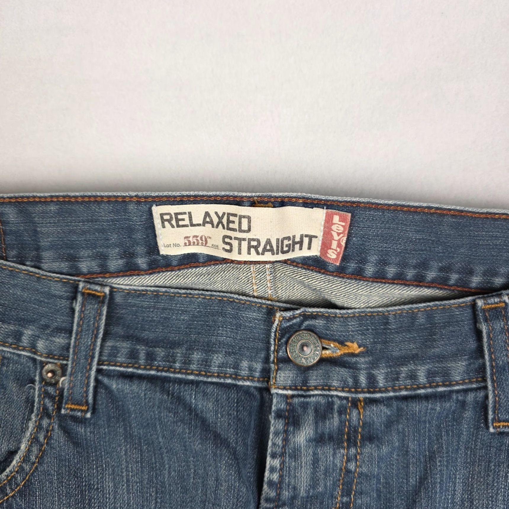 Levi's VINTAGE Levi's 559 Jeans Baggy Mens 36x32 Blue Distressed Grunge 90s Straight Denim Size US 36 / EU 52 - 3 Thumbnail