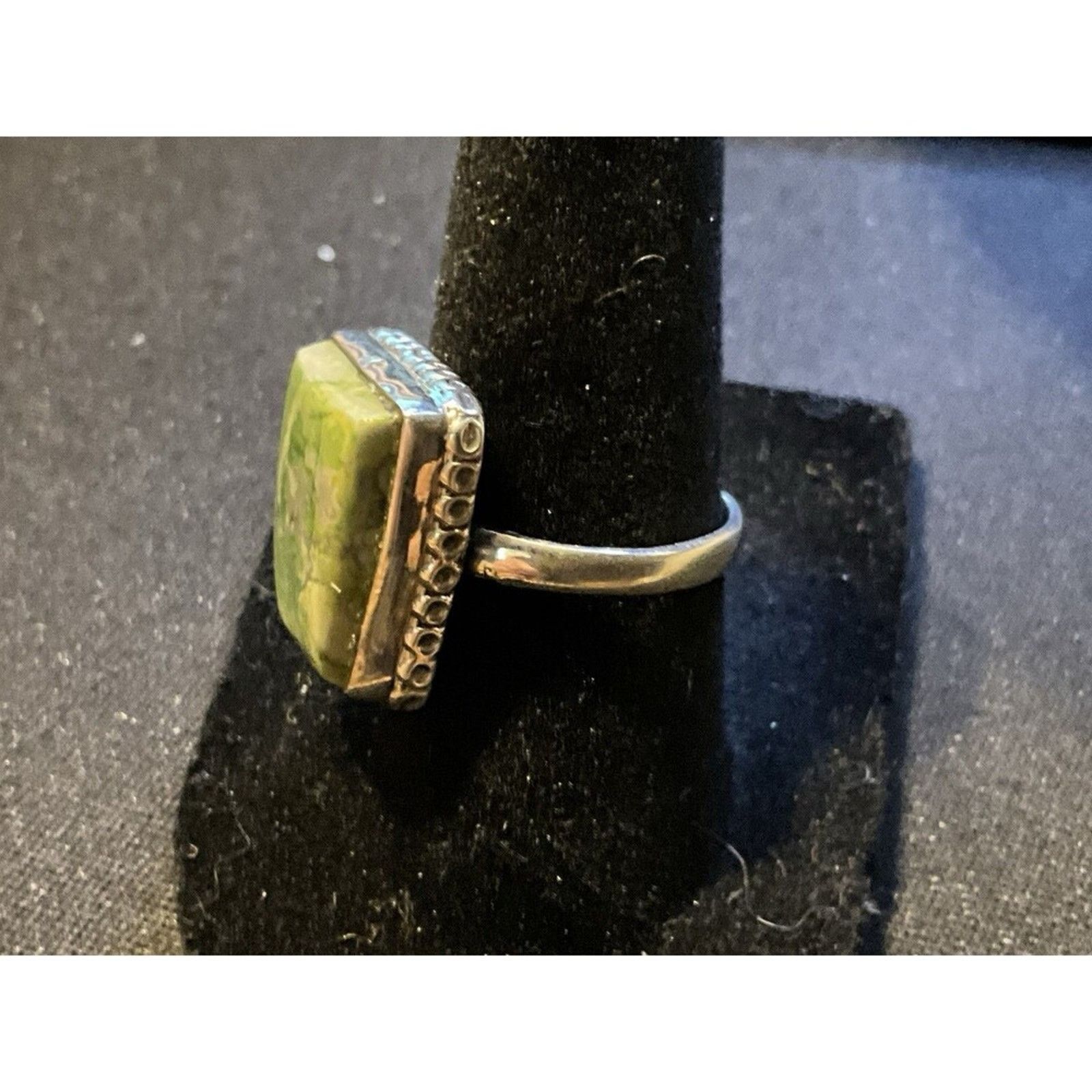 Other 925 Silver Chrysoprase Asymetrical Ring Size 8 Size ONE SIZE - 3 Thumbnail