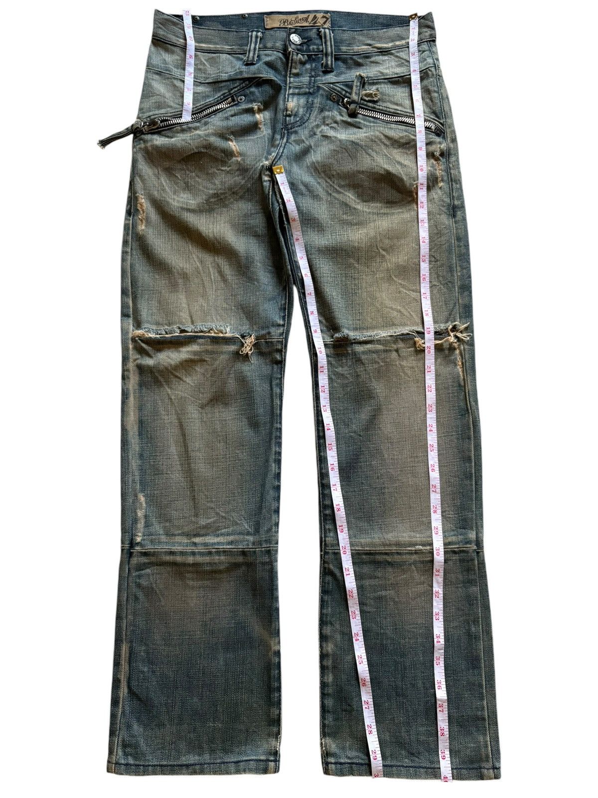Japanese Brand Vintage Japanese Brand Rusty Mud Wash Distressed Loose Jeans Size US 32 / EU 48 - 13 Thumbnail
