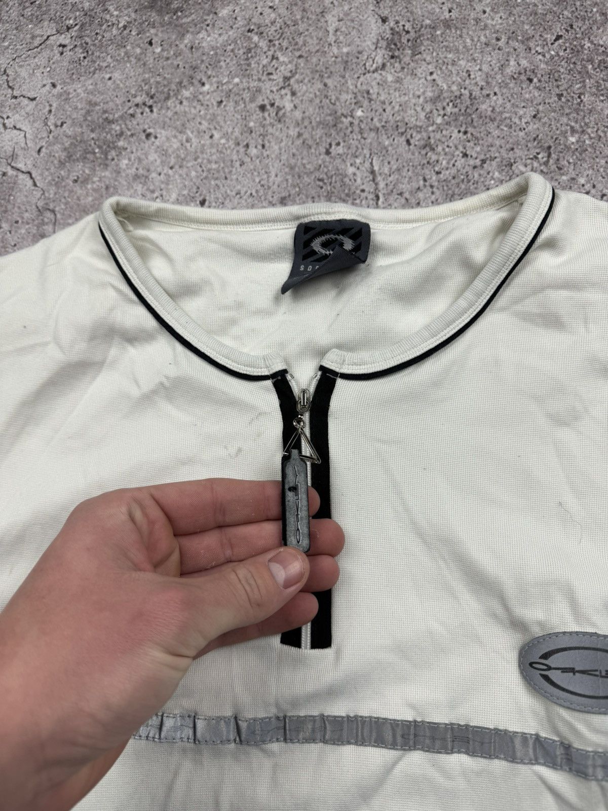 Oakley Vintage 2000’s Reflective Oakley T Shirt Y2K Hype Gorpcore Size US XL / EU 56 / 4 - 5 Thumbnail