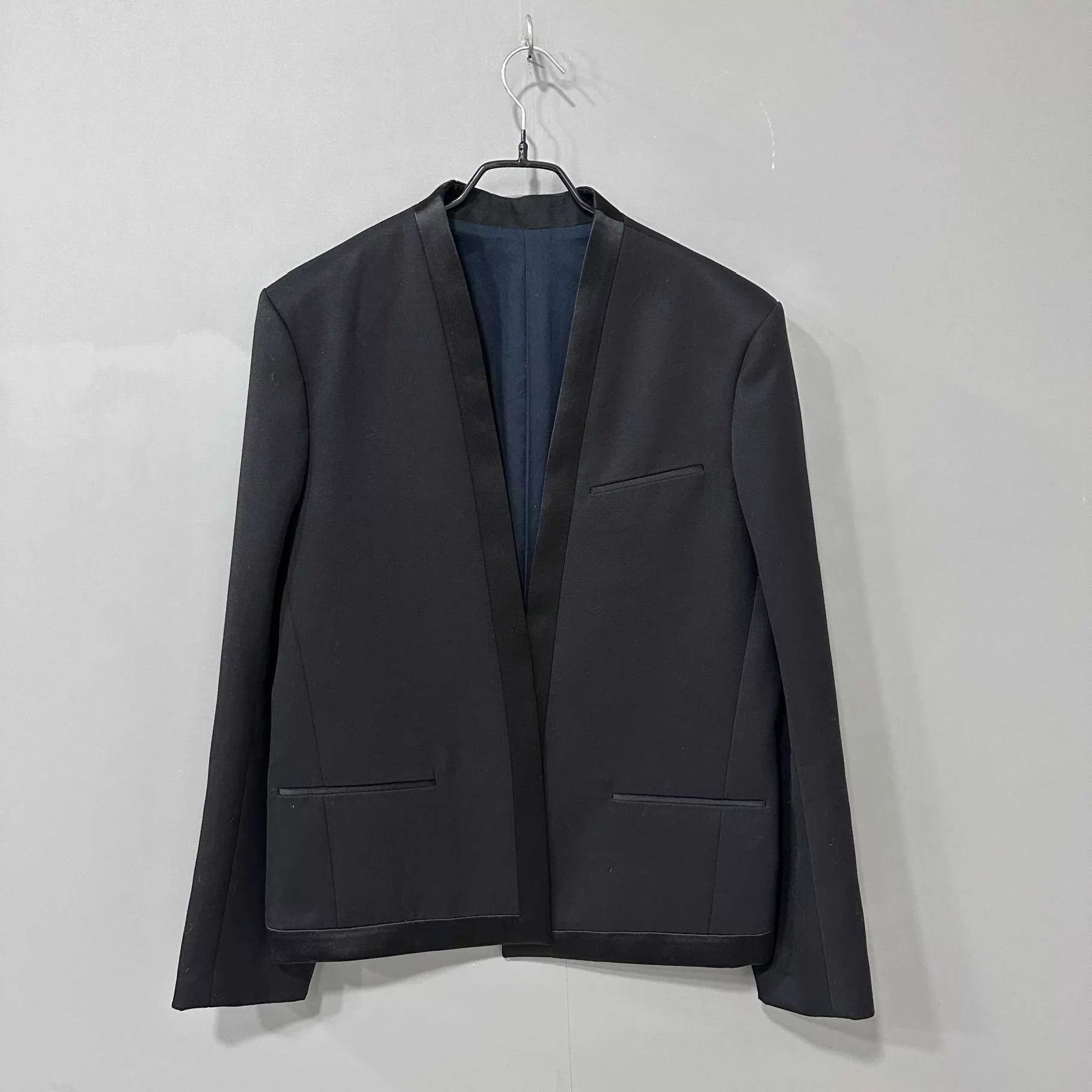 Balmain Black V-Neck Structured Jacket Size US M / EU 48-50 / 2 - 1 Thumbnail
