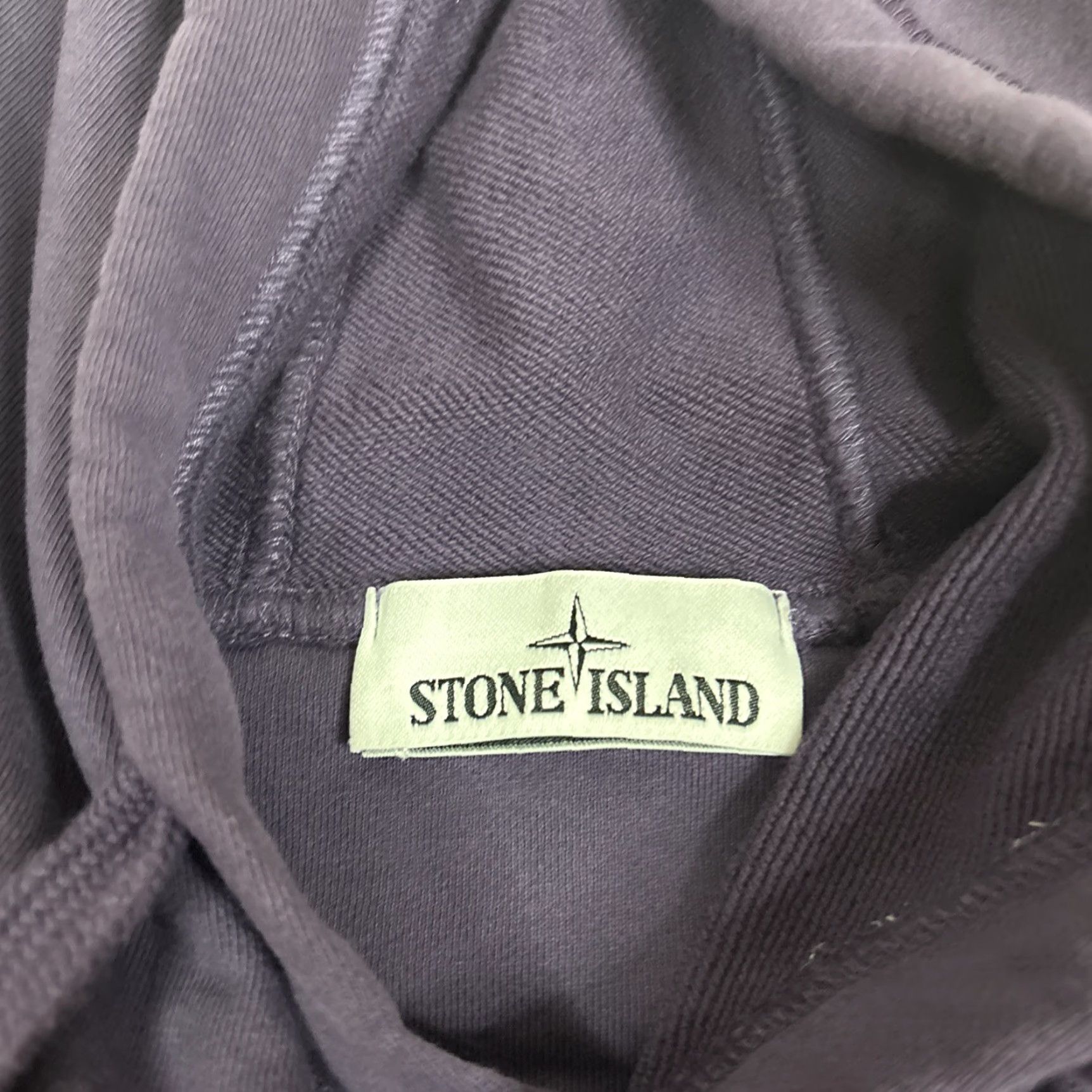 Stone Island Stone Island Pullover Hoodie Sweatshirt Sweatshirt Size XL Purple Hoodie Pocket Stain on chest Mens Size US XL / EU 56 / 4 - 2 Thumbnail