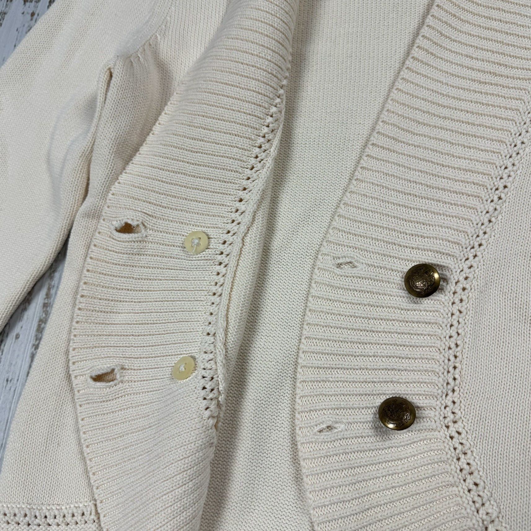 Ralph Lauren VINTAGE Lauren Ralph Lauren Ivory 4-Button Knit Cardigan Sweater Size S Womens Size S / US 4 / IT 40 - 5 Thumbnail
